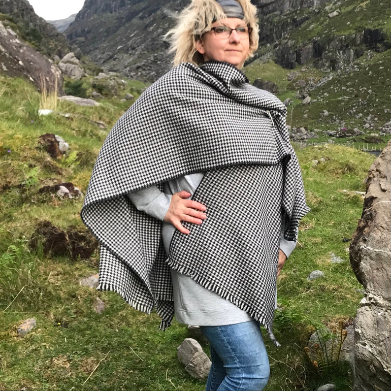 Irish soft lambswool ruana, wrap,cape,shawl,arisaid - black and white houndstooth - 100% pure new wool - HANDMADE IN IRELAND