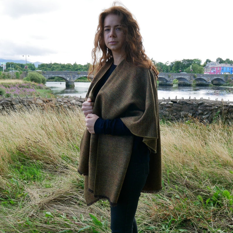 Irish Donegal Tweed Wool Ruana,wrap,cape,coat,arisaid -bronze/brown herringbone with over check - 100% Pure New Wool - HANDMADE IN IRELAND