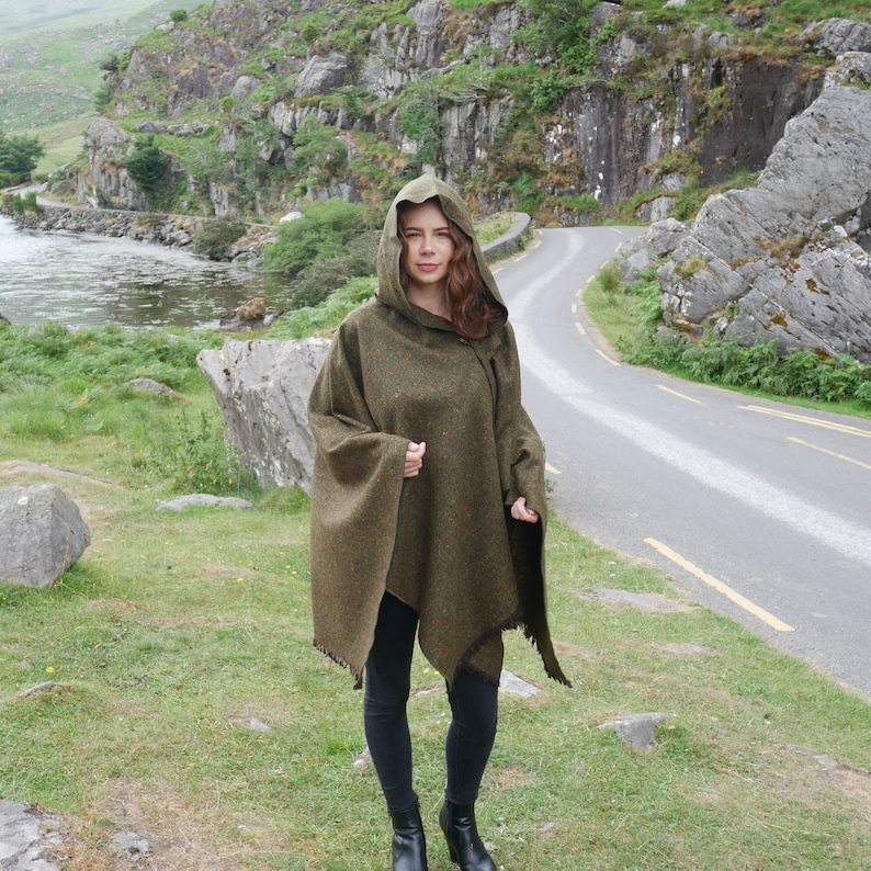 Irish Donegal Tweed Wool Hooded Ruana, Wrap, Cape, Arisaid  - Speckled Forest Green -100% Pure New Wool- Limited Stock - HANDMADE IN IRELAND
