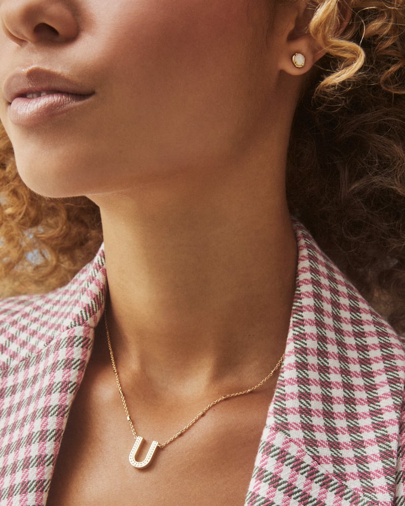 Letter U Pendant Necklace in Gold