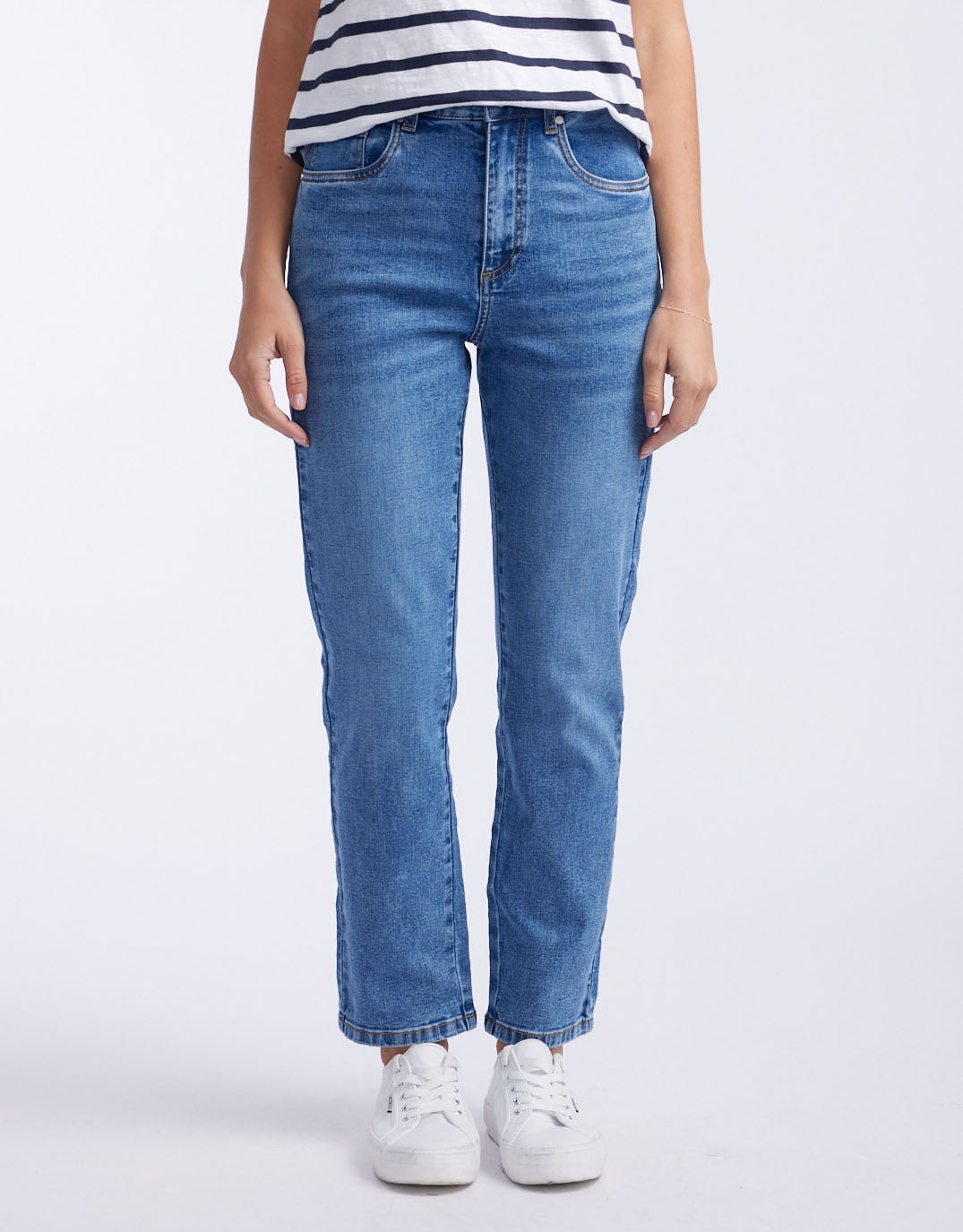Noelle Straight Leg Jean - Mid Blue