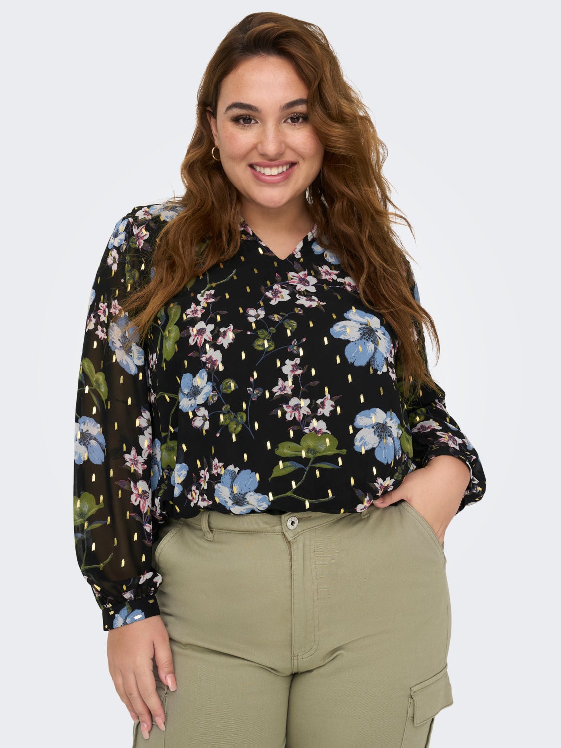 Curvy v-neck top