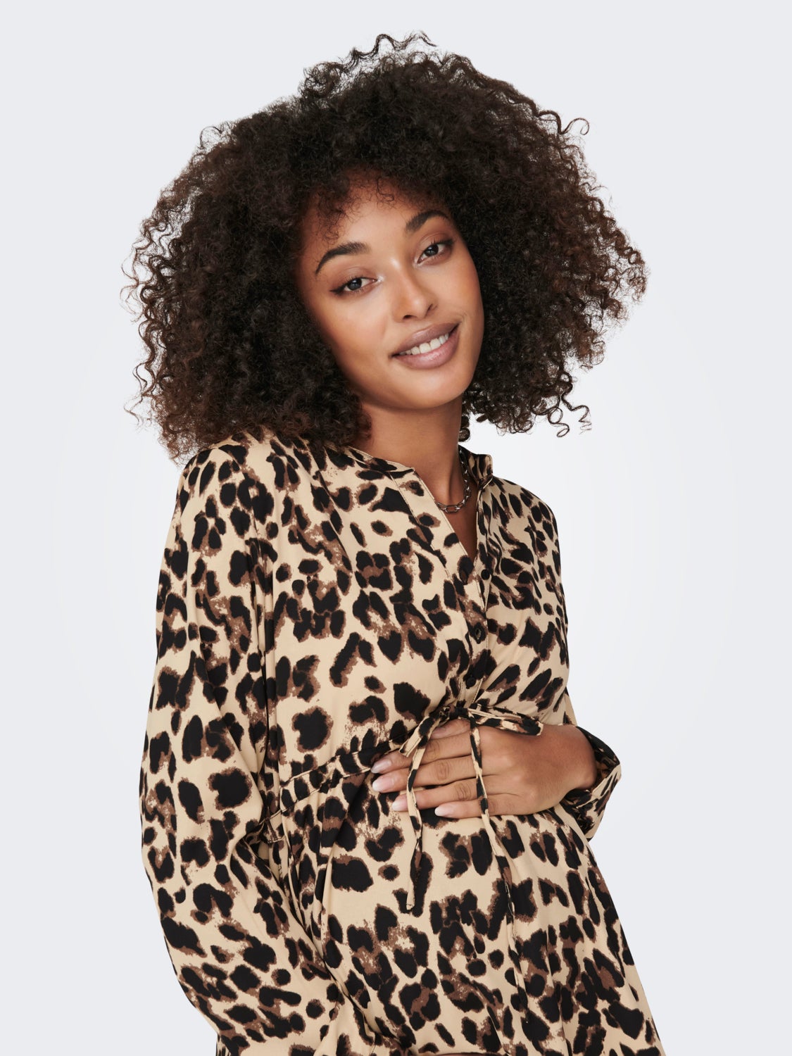 Mama 7/8 sleeve V-neck Top