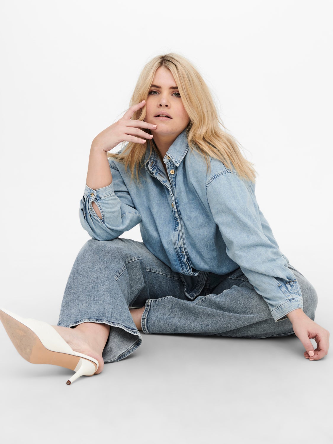 Curvy CARHope Wide Leg high waisted jeans