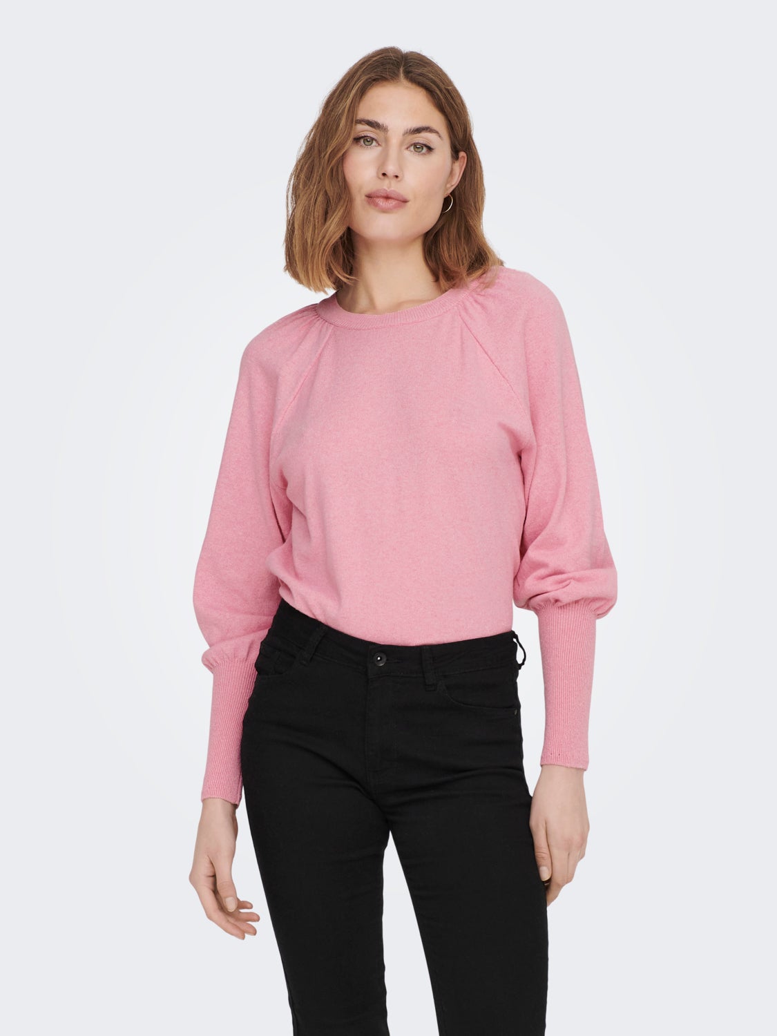 Pullover with puff sleeves