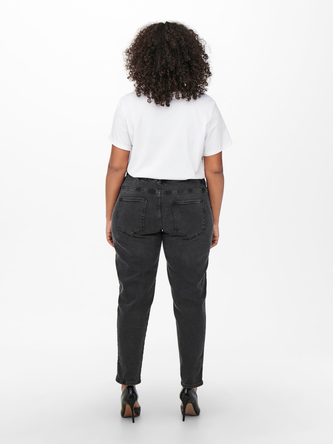 Curvy CARLu Hw Carrot high waisted jeans