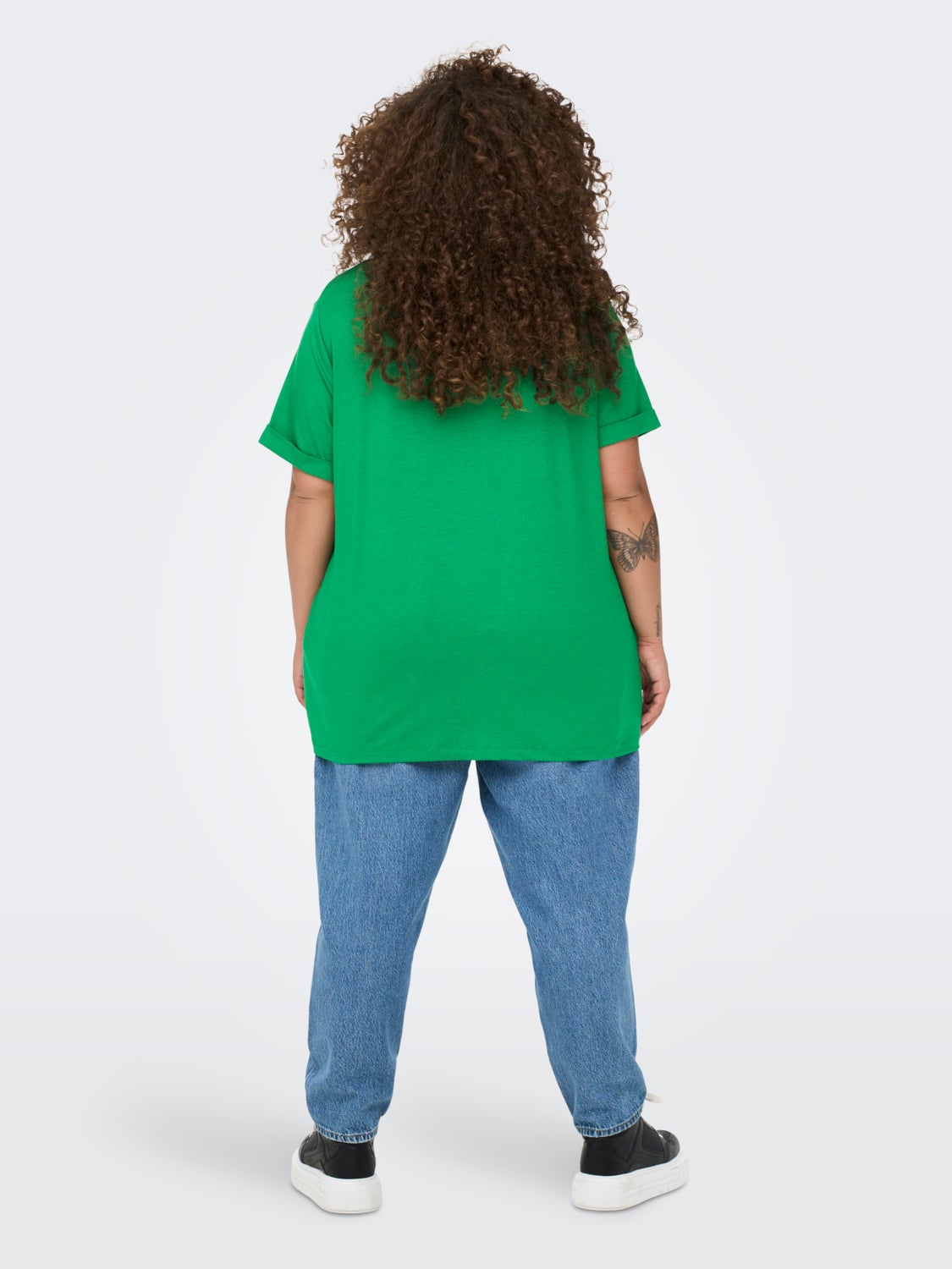 Curvy solid colored T-shirt