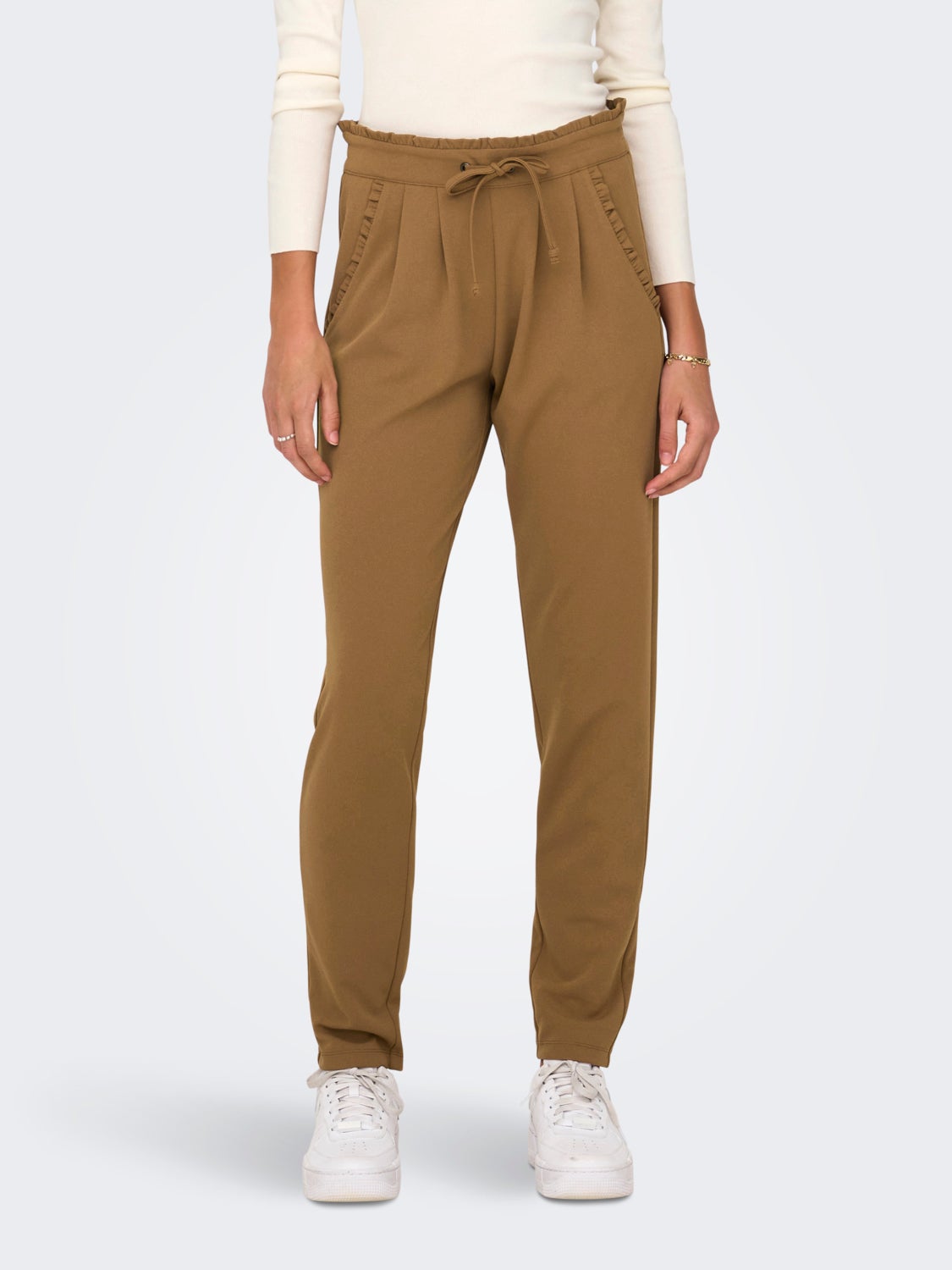 Pants with side pockets
