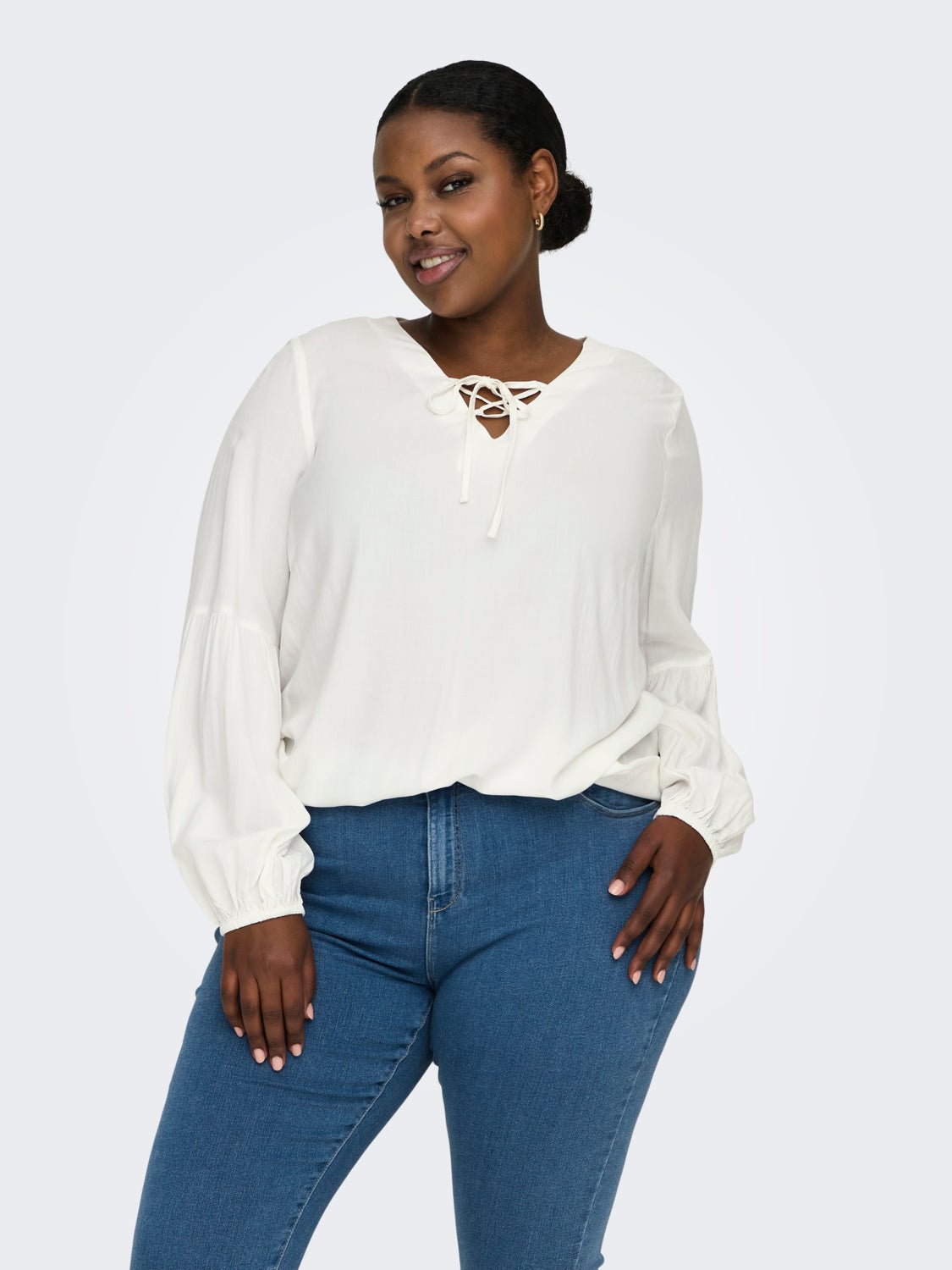 Curvy v-neck top