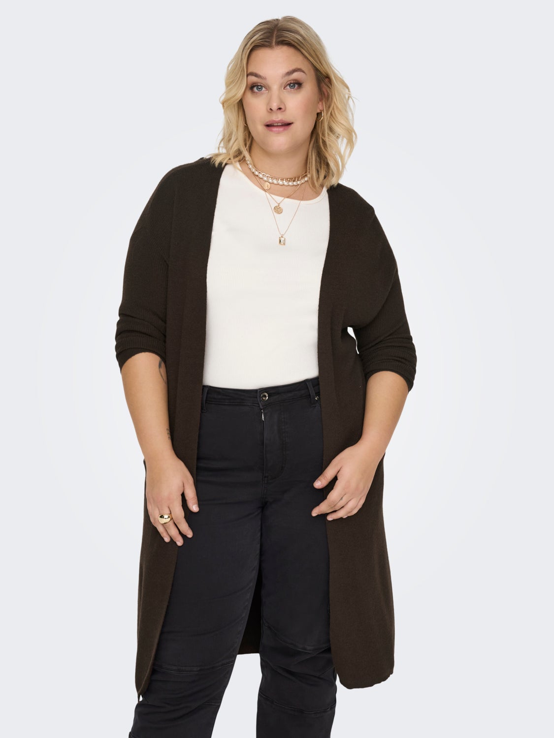 Curvy long knitted cardigan