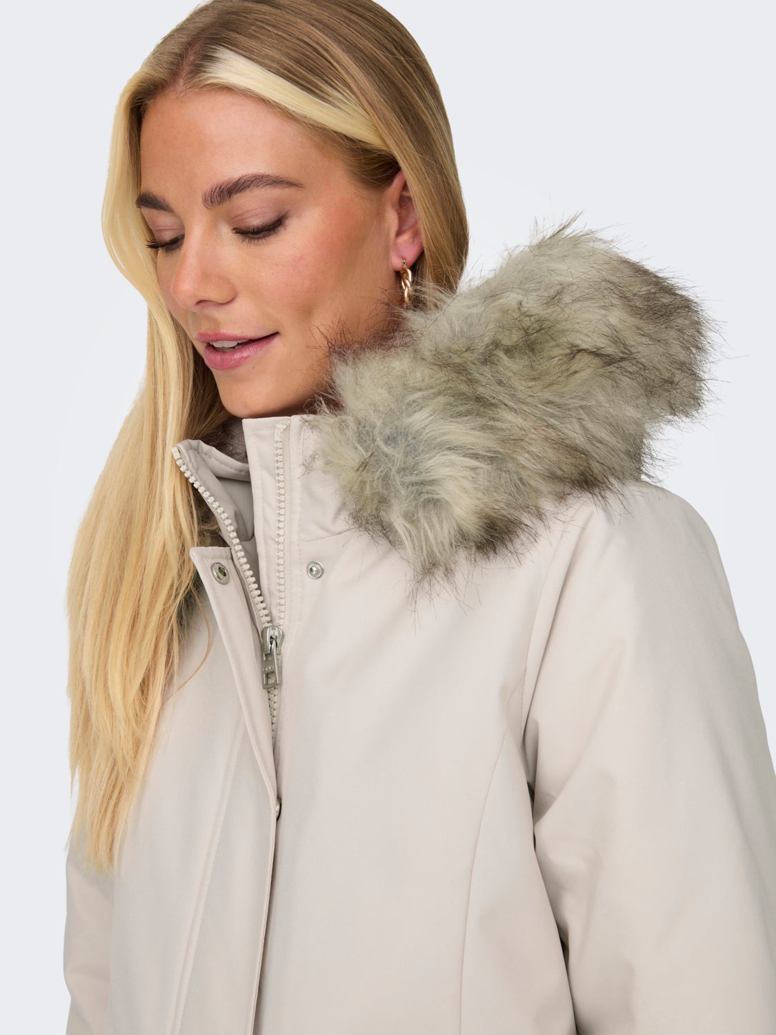 Hood with detachable faux fur edge Maternity Parka
