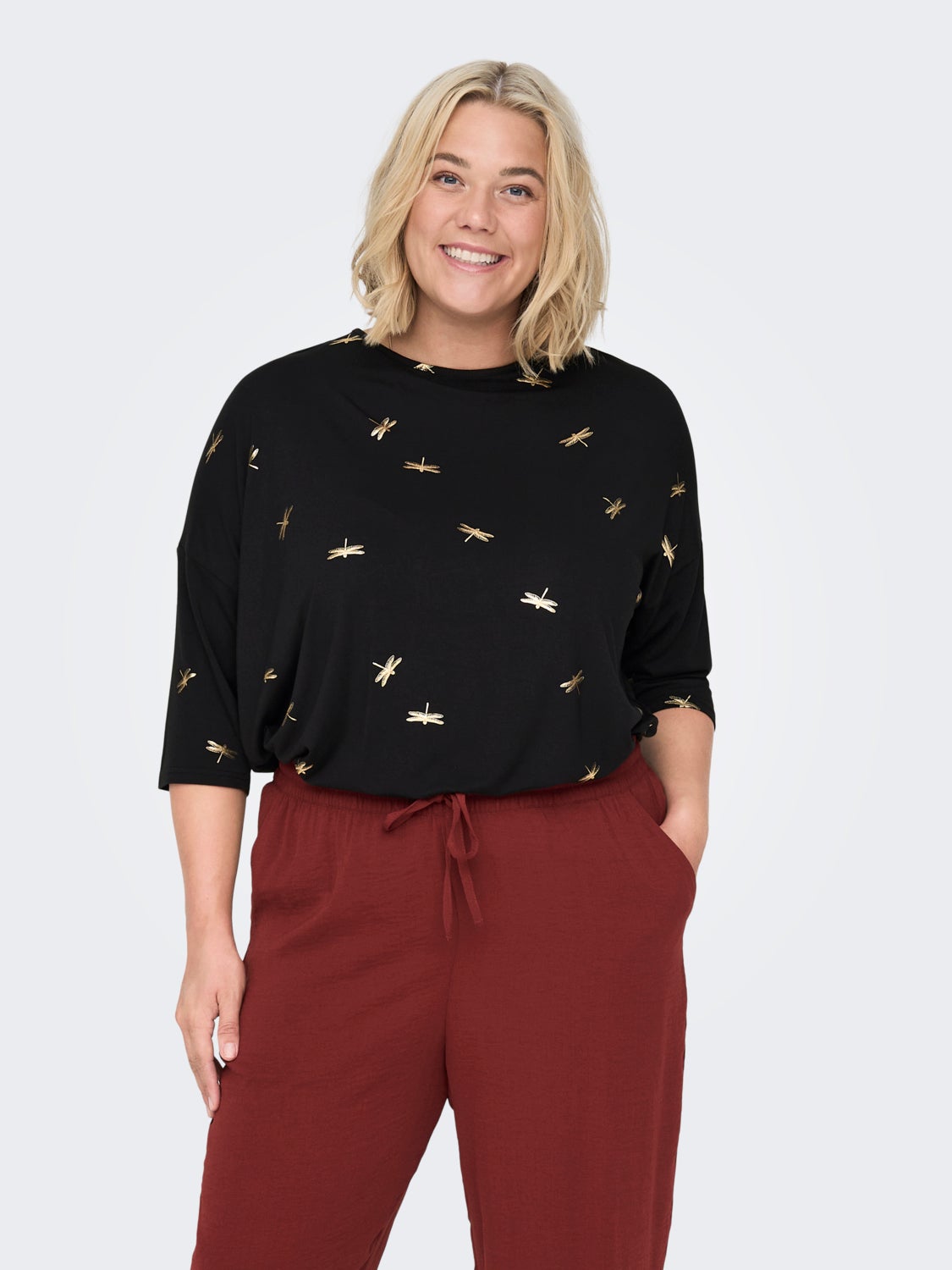 Curvy back detail top