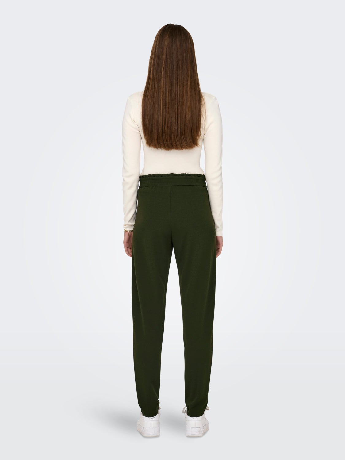 Pants with side pockets