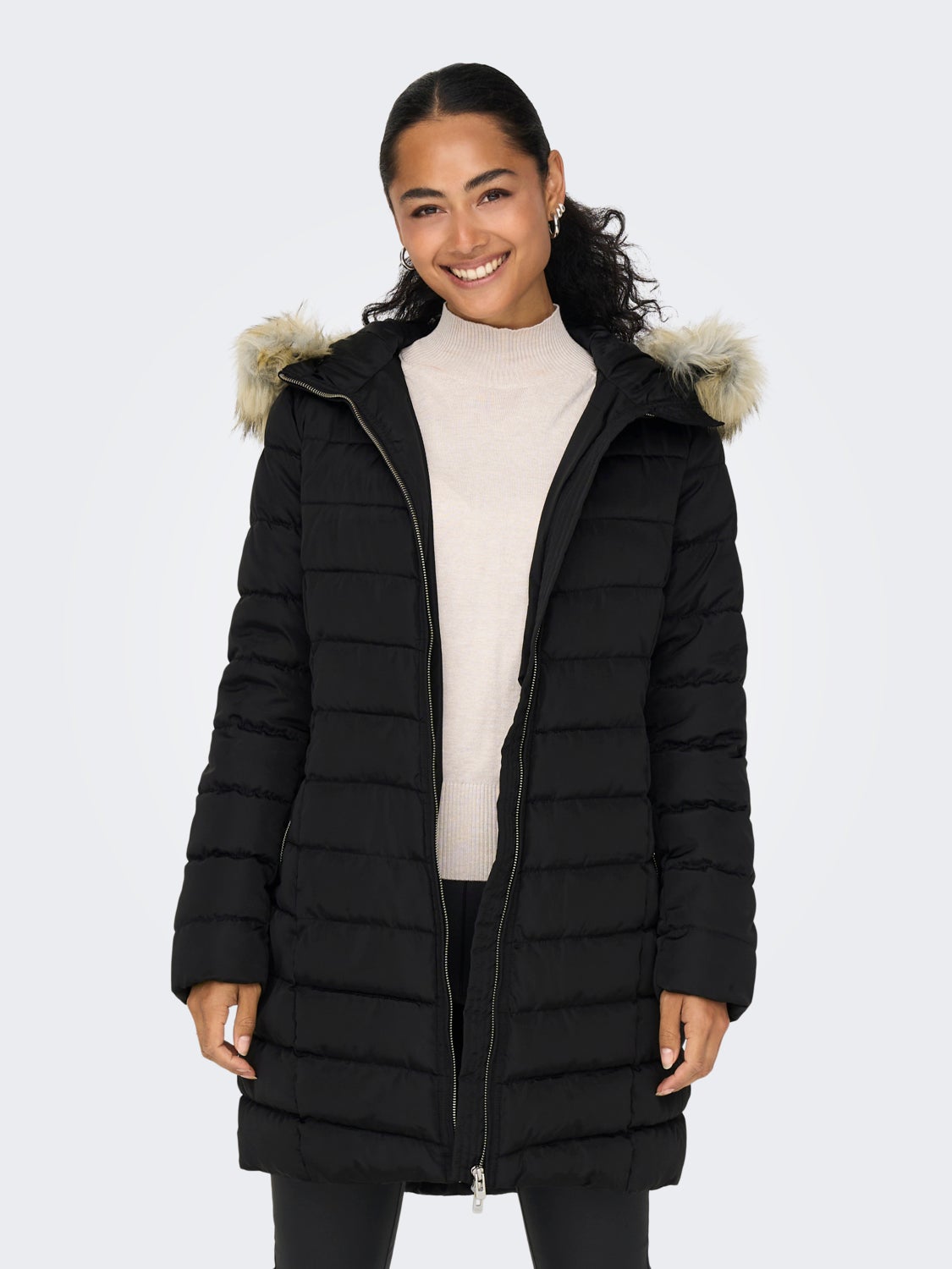 Hooded puffer jacket