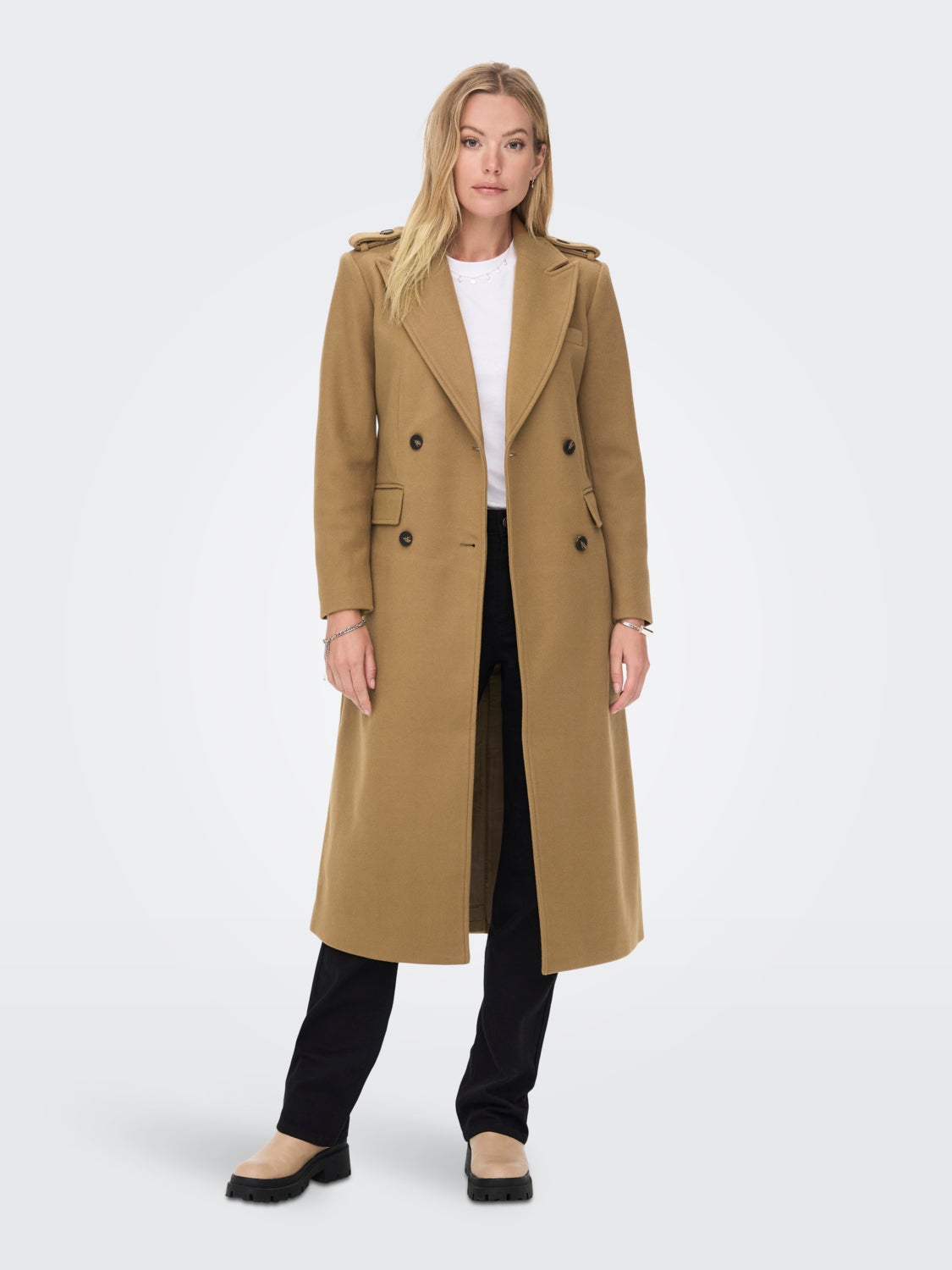 Belted Trenchcoat