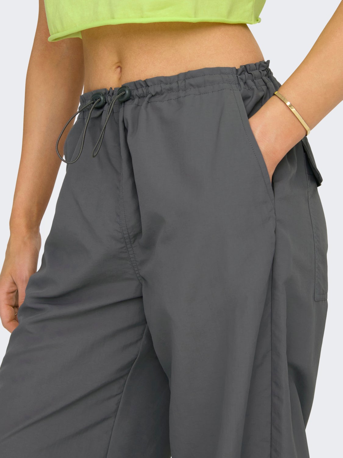 Straight fit pants with elastic waist