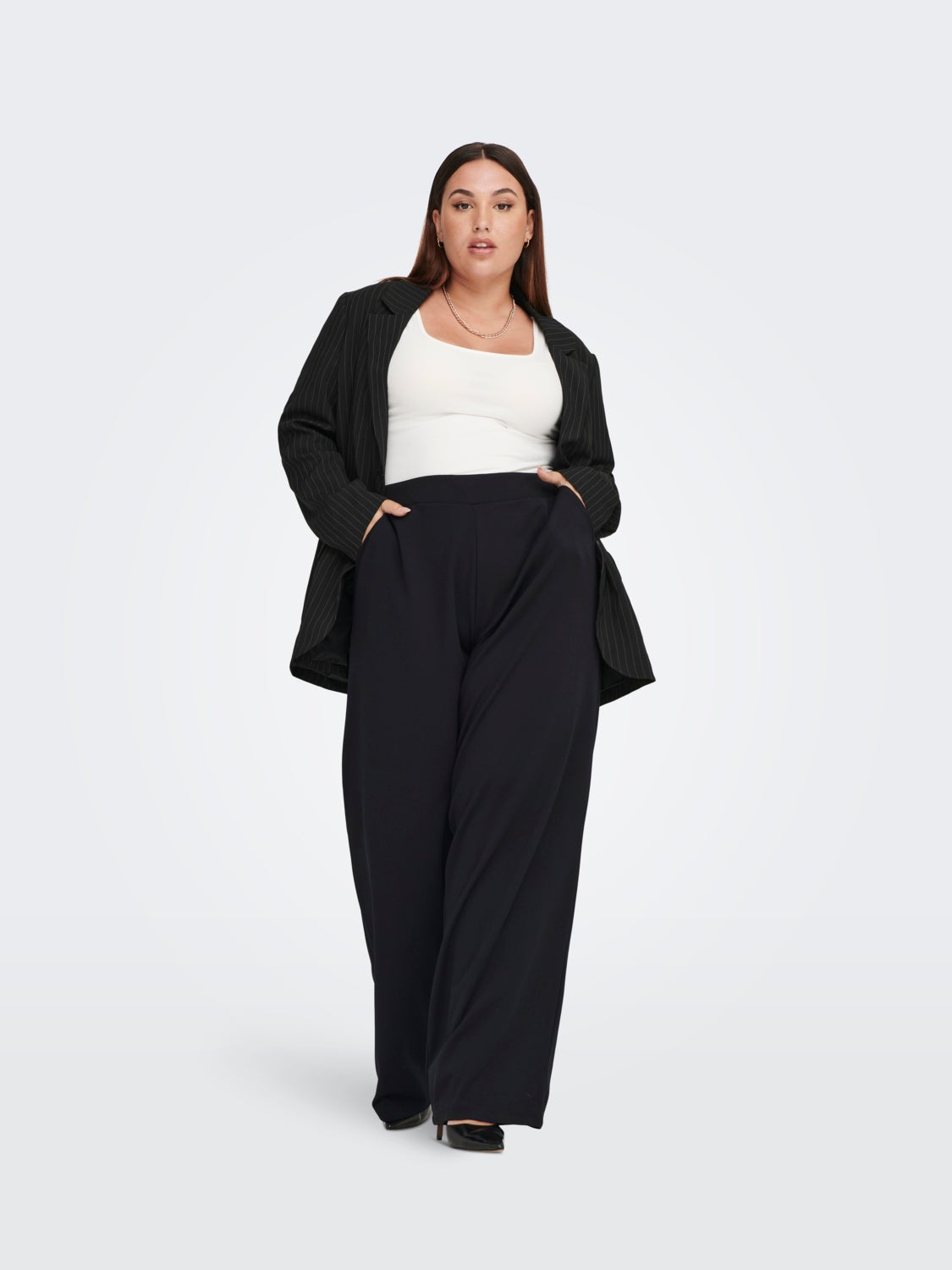 Curvy straight fit trousers