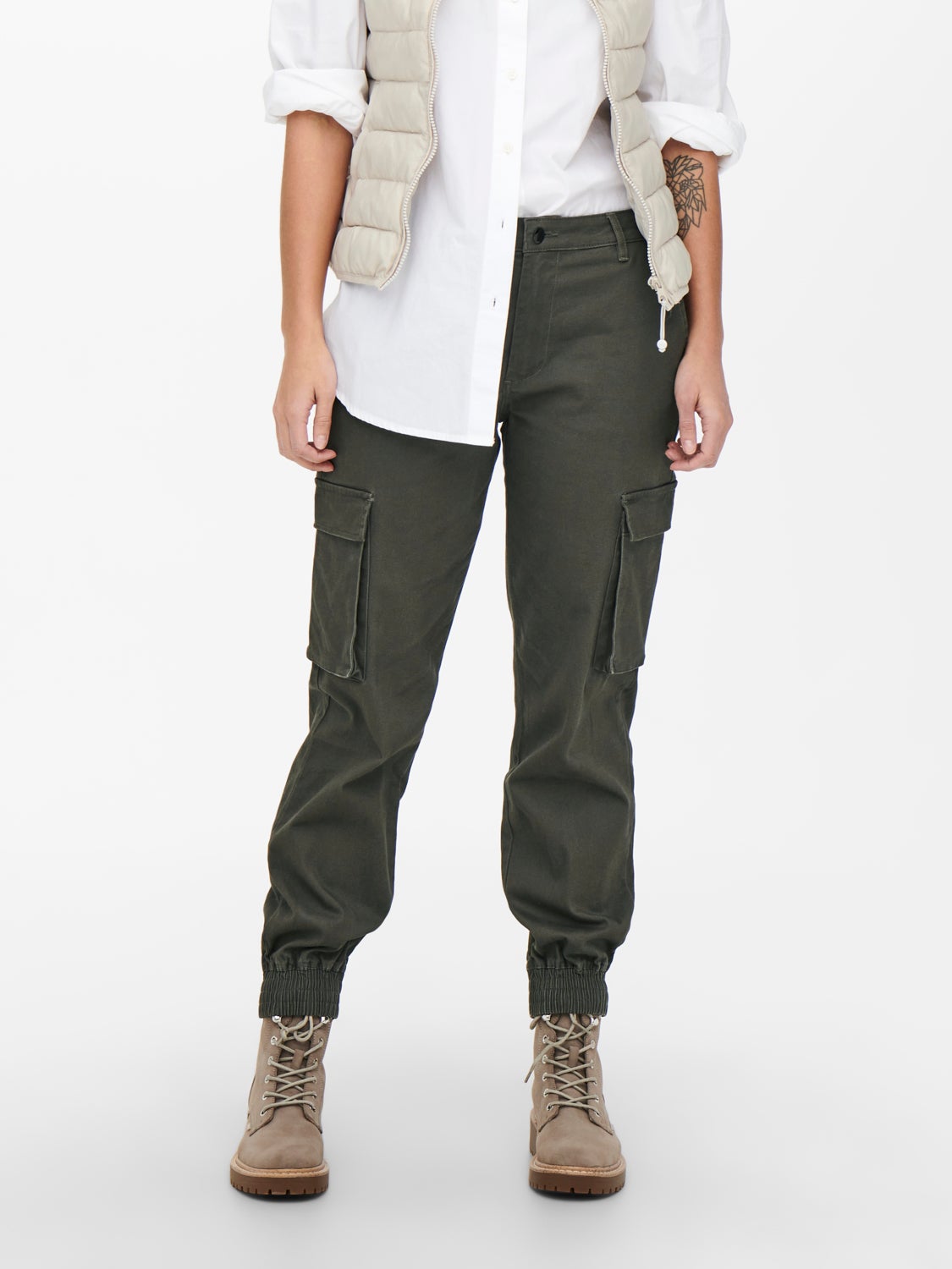 Mid waist Cargo trousers