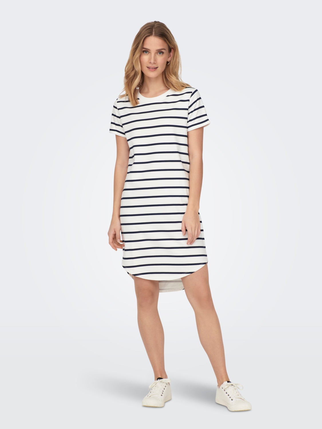 Regular Fit O-Neck Short dress