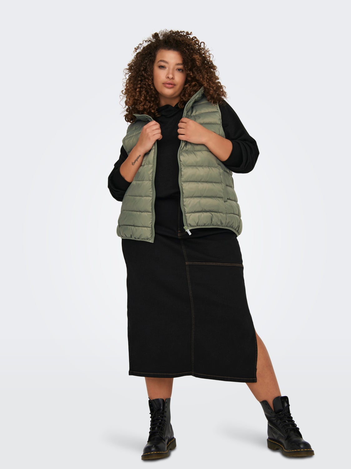 Curvy Hooded vest