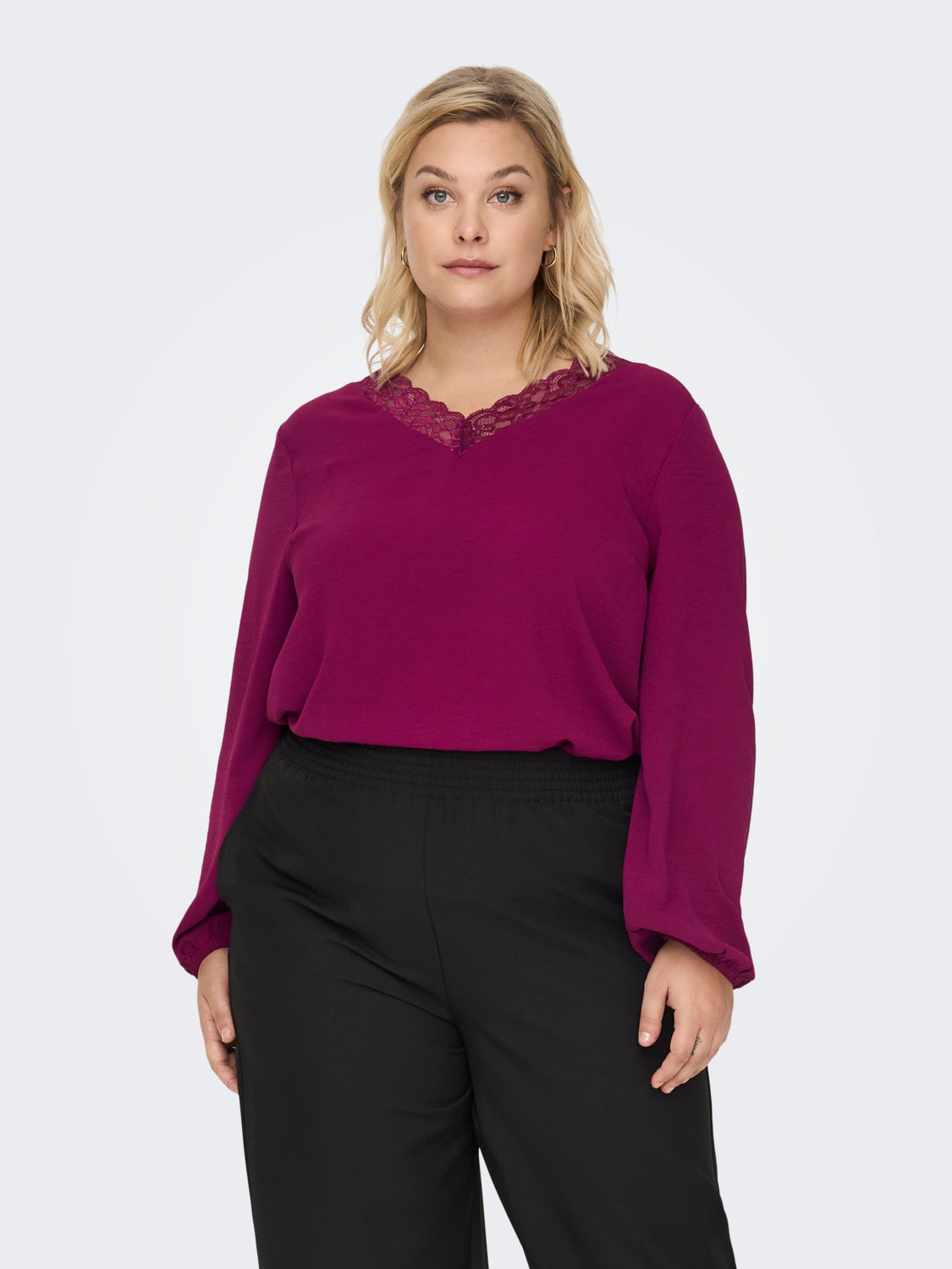 Curvy long sleeve top