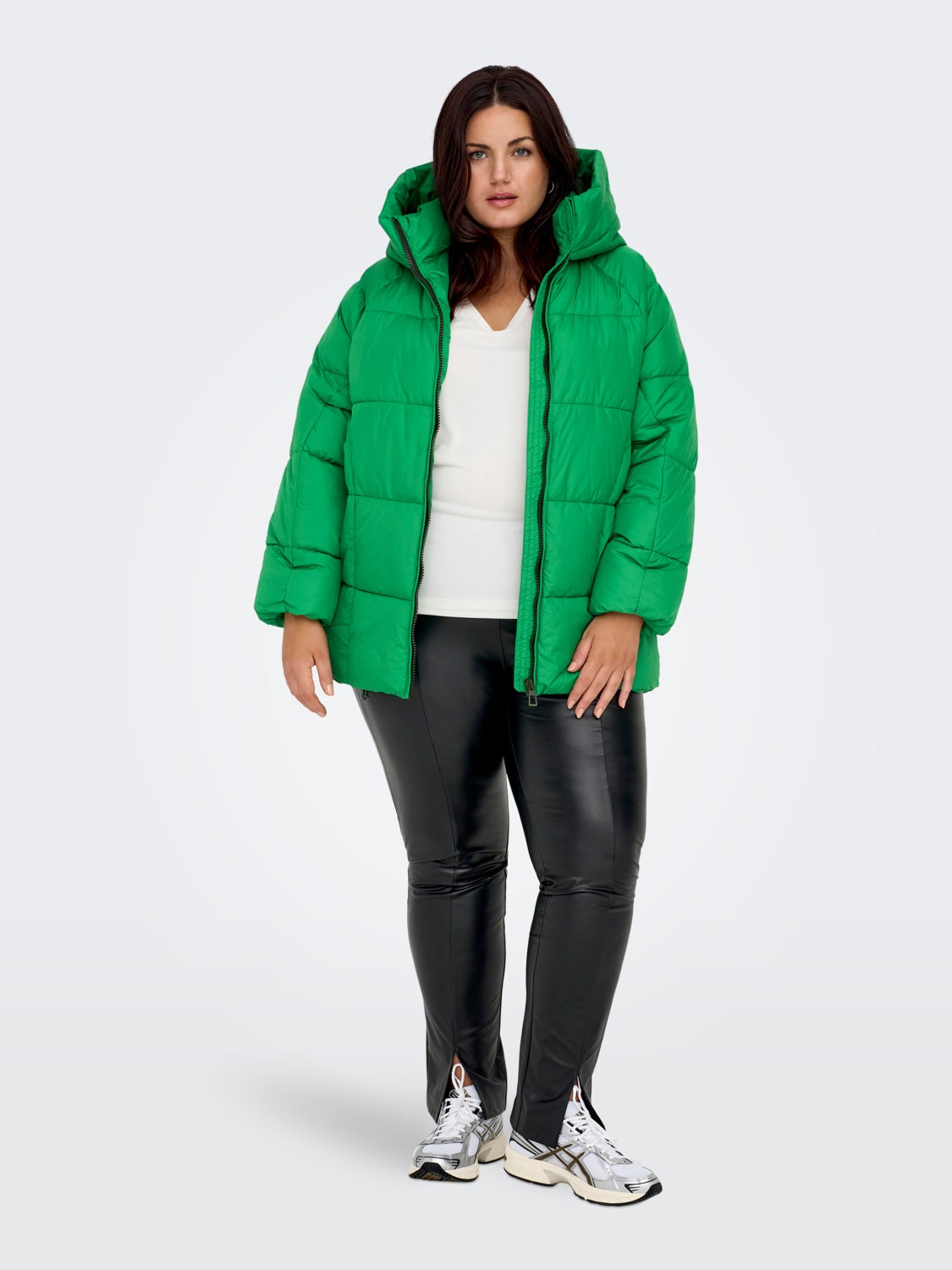 Curvy short puffer jacket