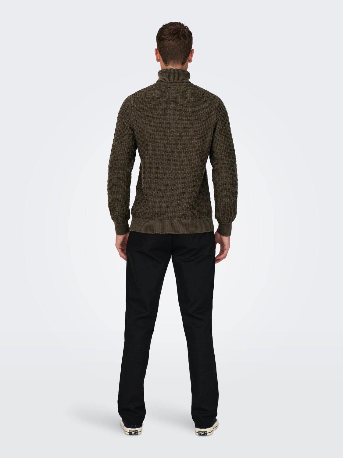 Roll neck knitted pullover