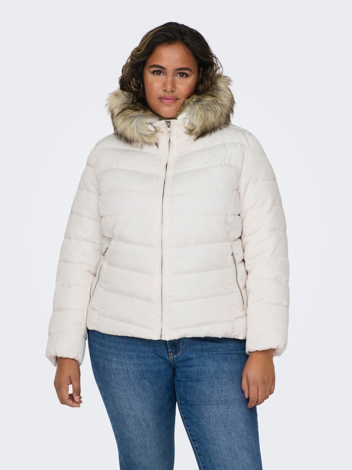 Curvy quilted jacket
