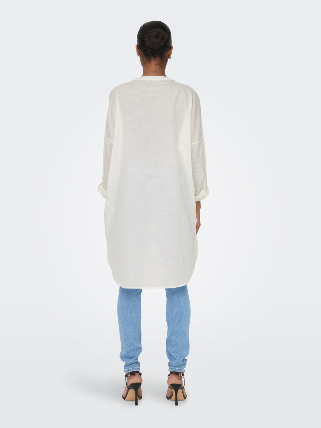 Oversize solid color shirt
