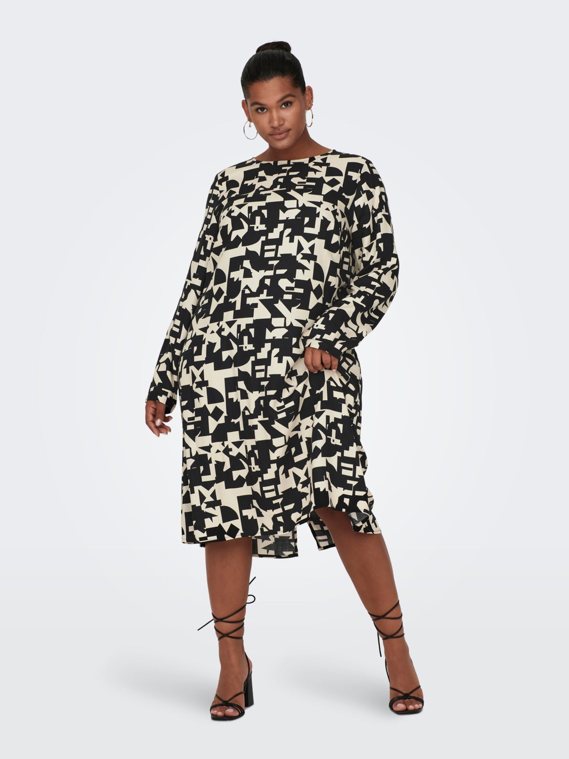 Curvy printed midi dress
