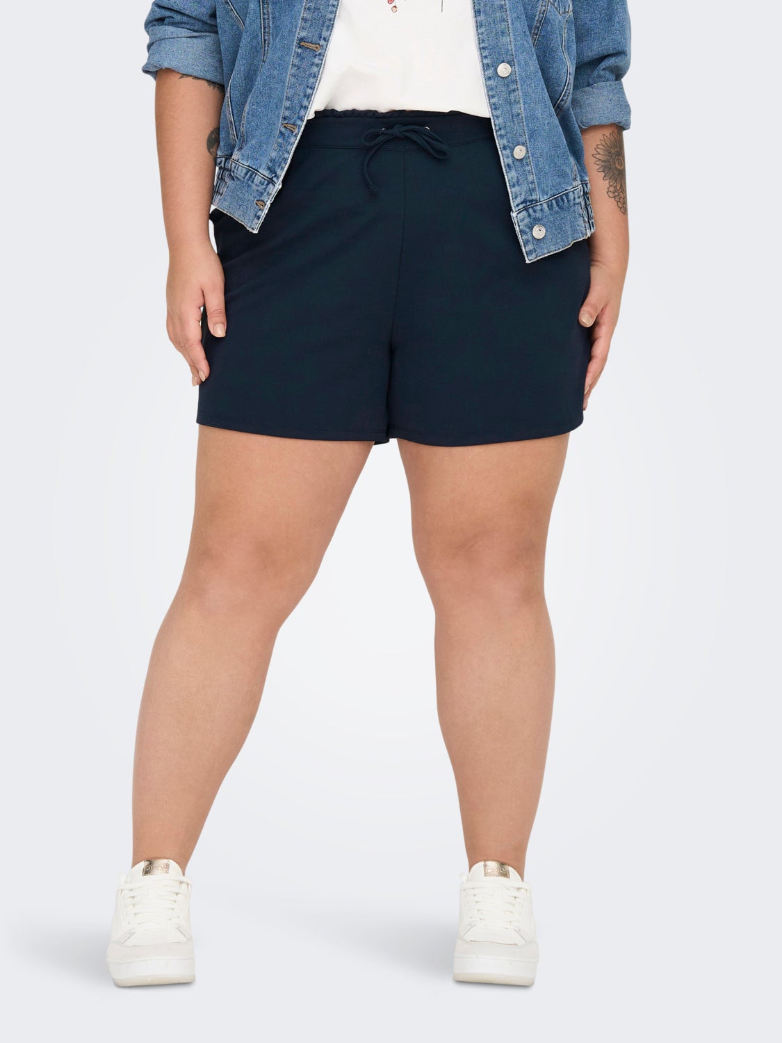 Curvy drawstring shorts