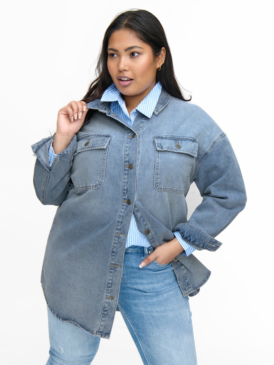 Curvy long sleeved Denim shirt