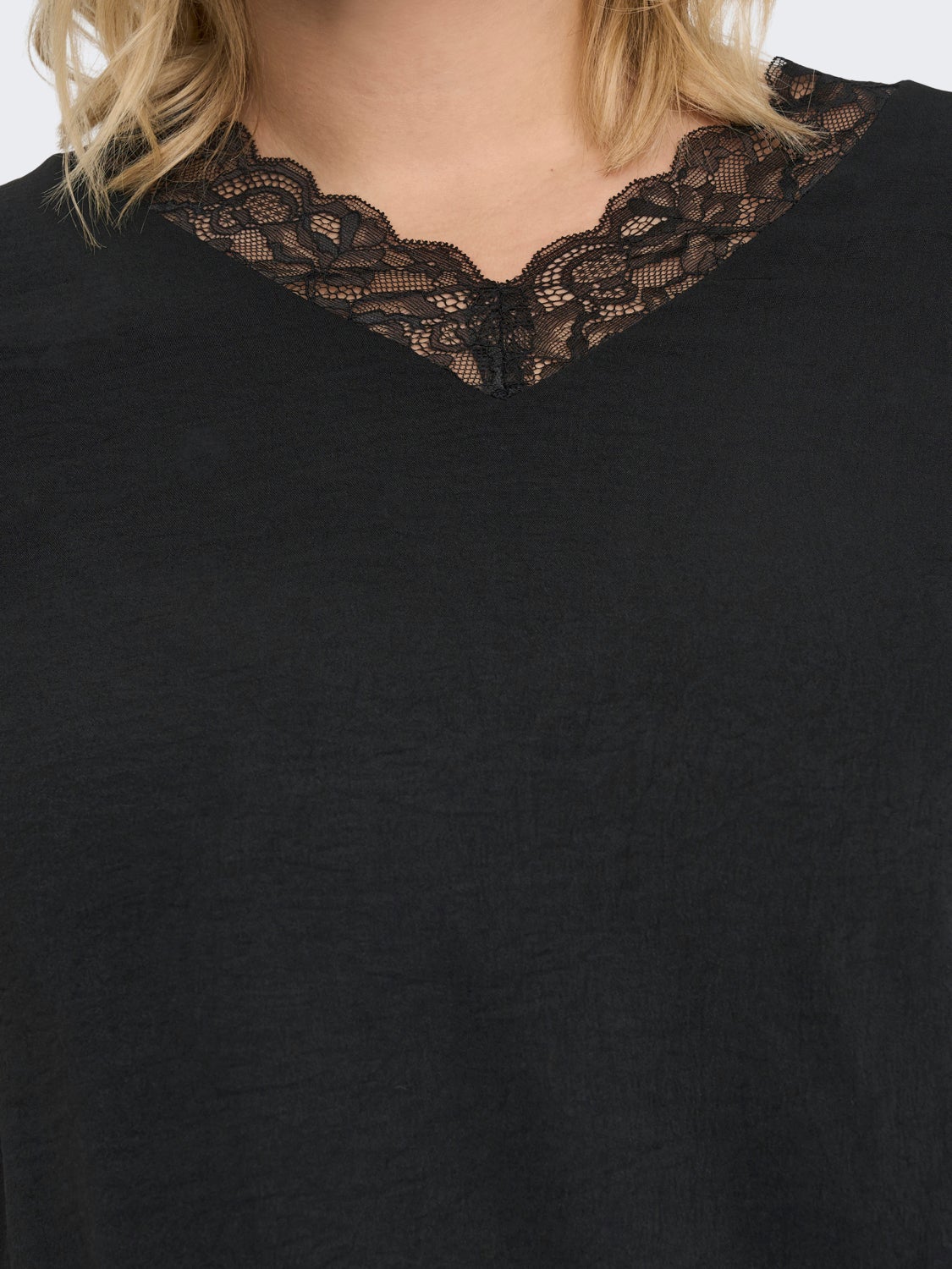 Curvy long sleeve top