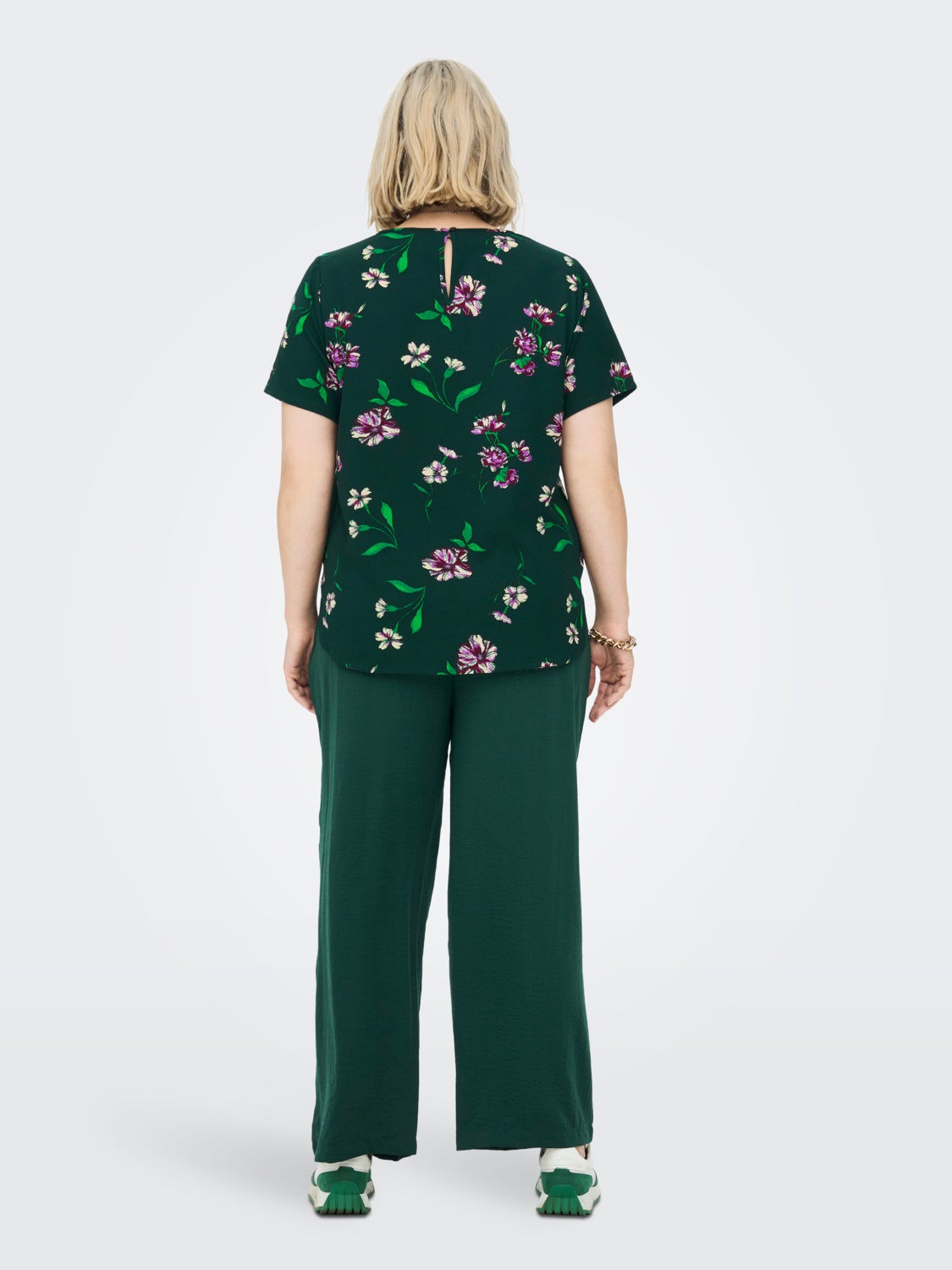 Curvy short sleeve Top