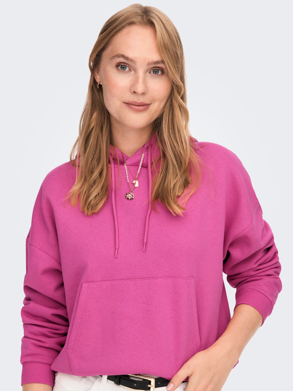 Pocket Hood Sweatshirt
