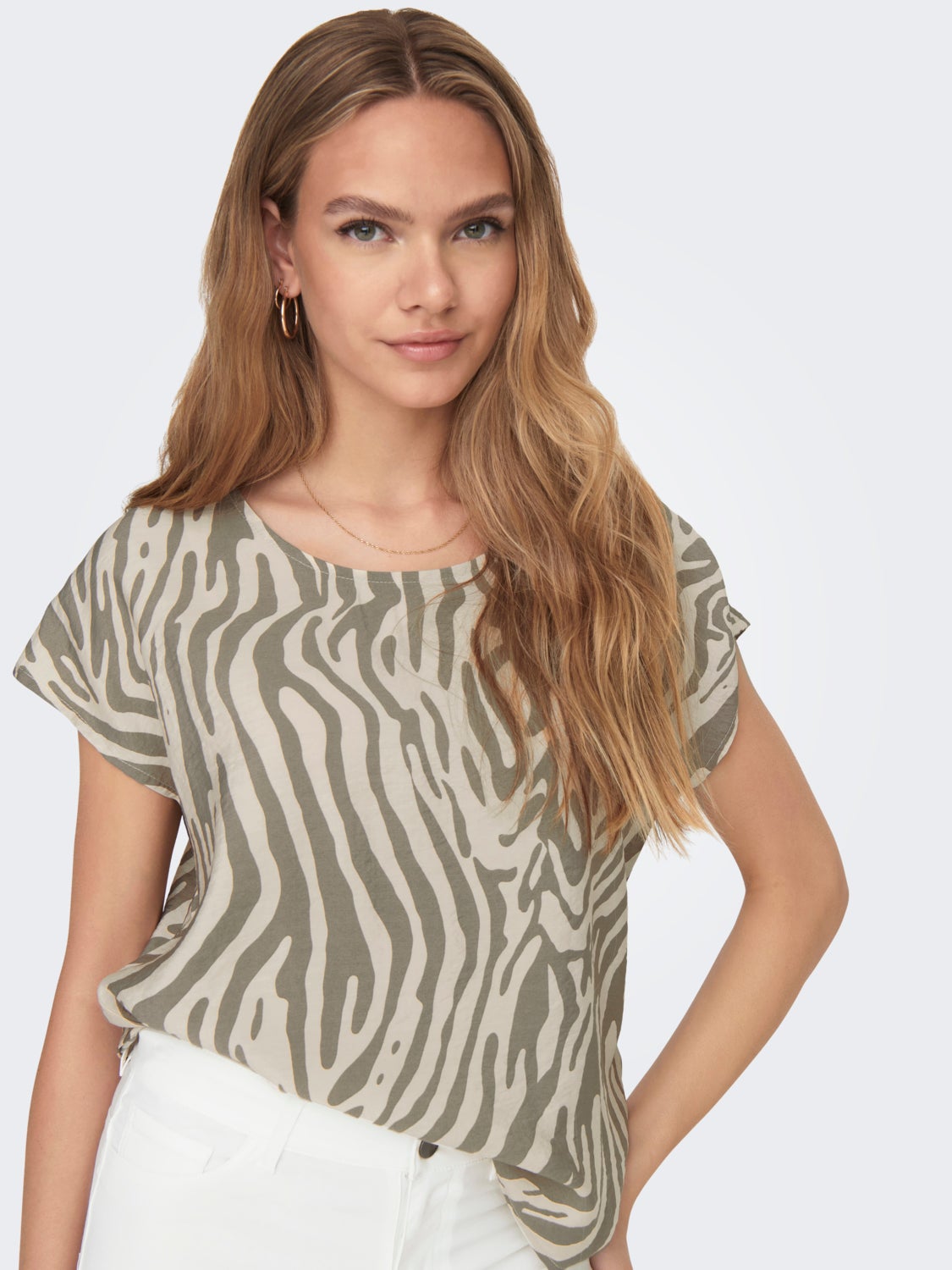 Regular Fit O-Neck Top
