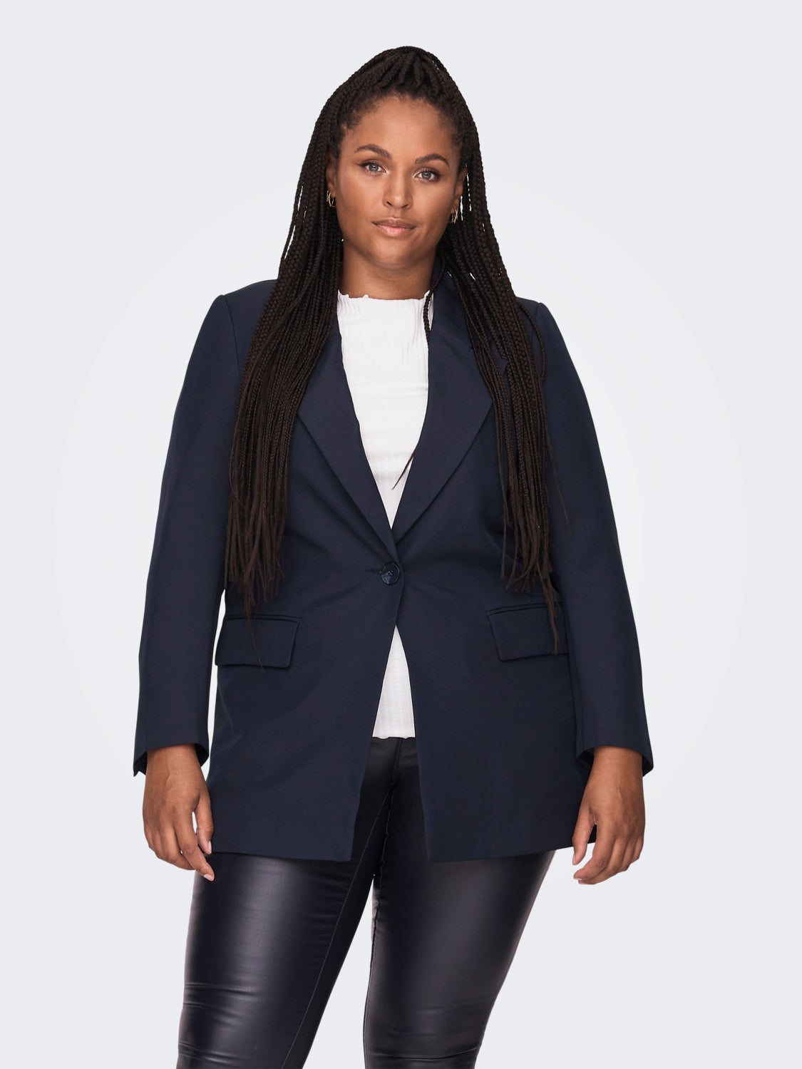 Curvy solid colored Blazer