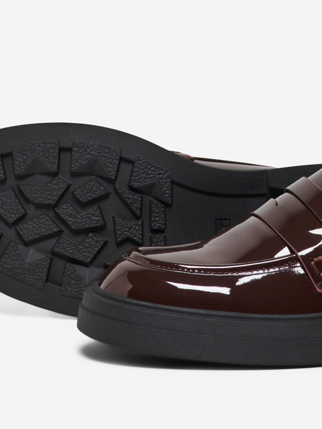 Round toe Loafer