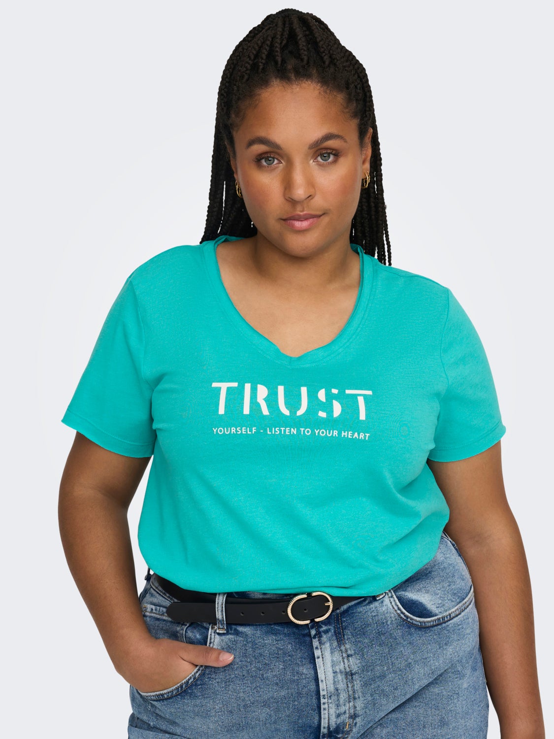 Curvy Printed v-neck T-shirt