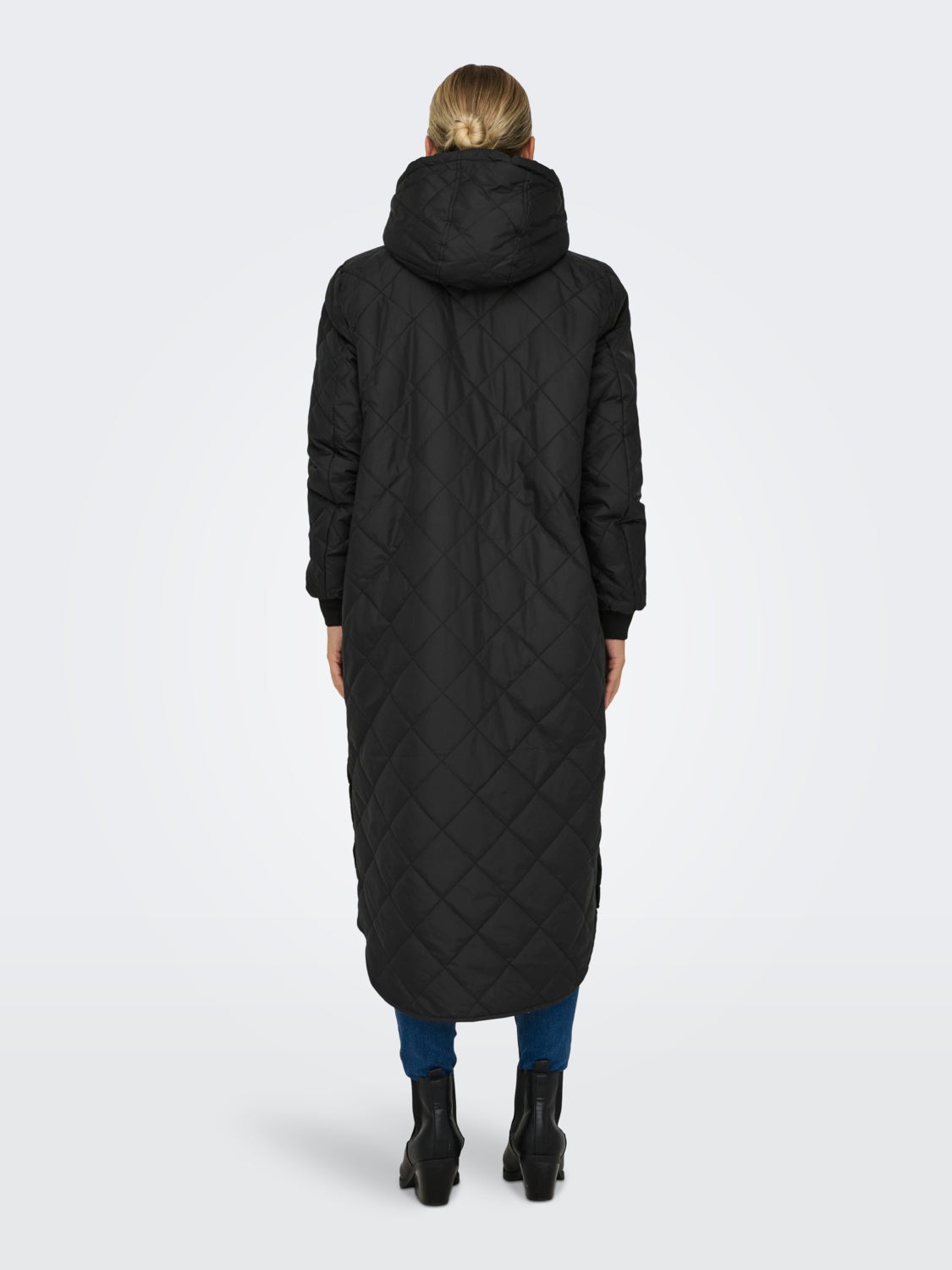 Long quilted coat