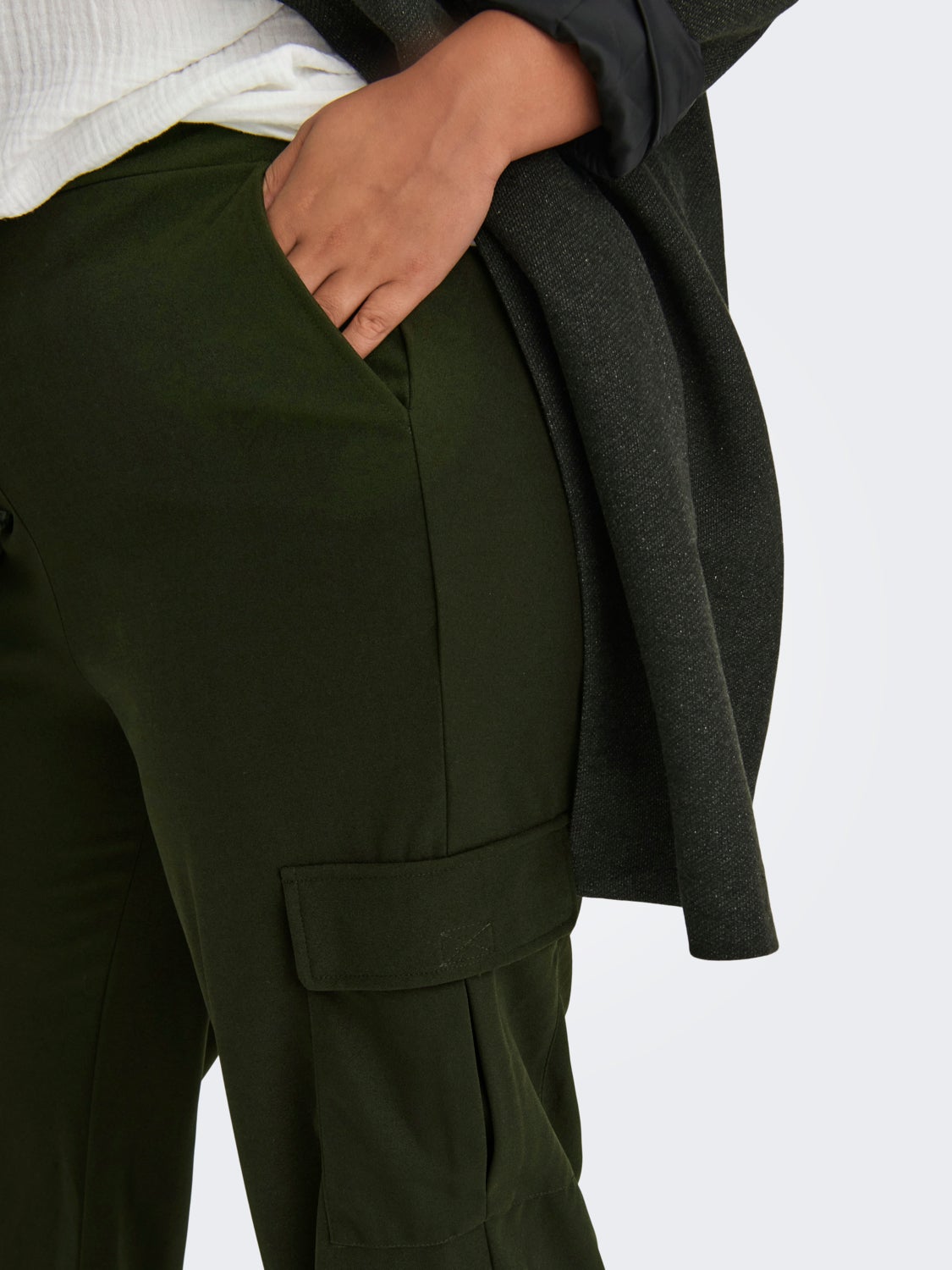 Curvy Straight fit cargo pants