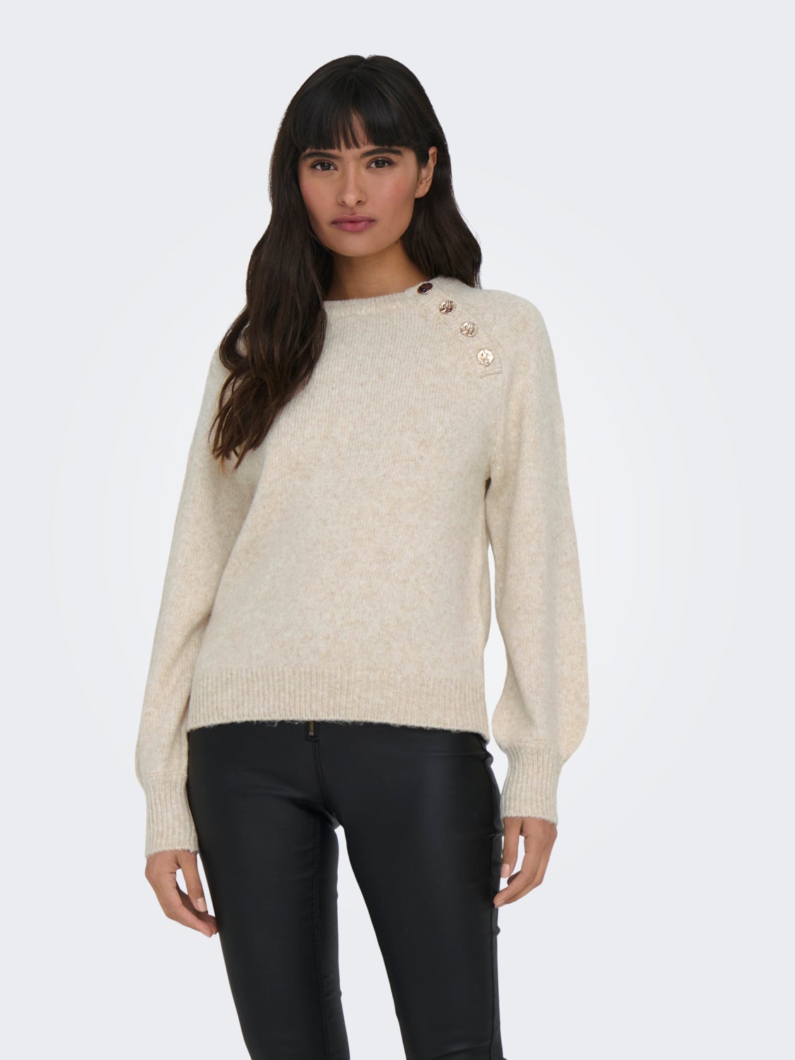 O-neck knitted pullover