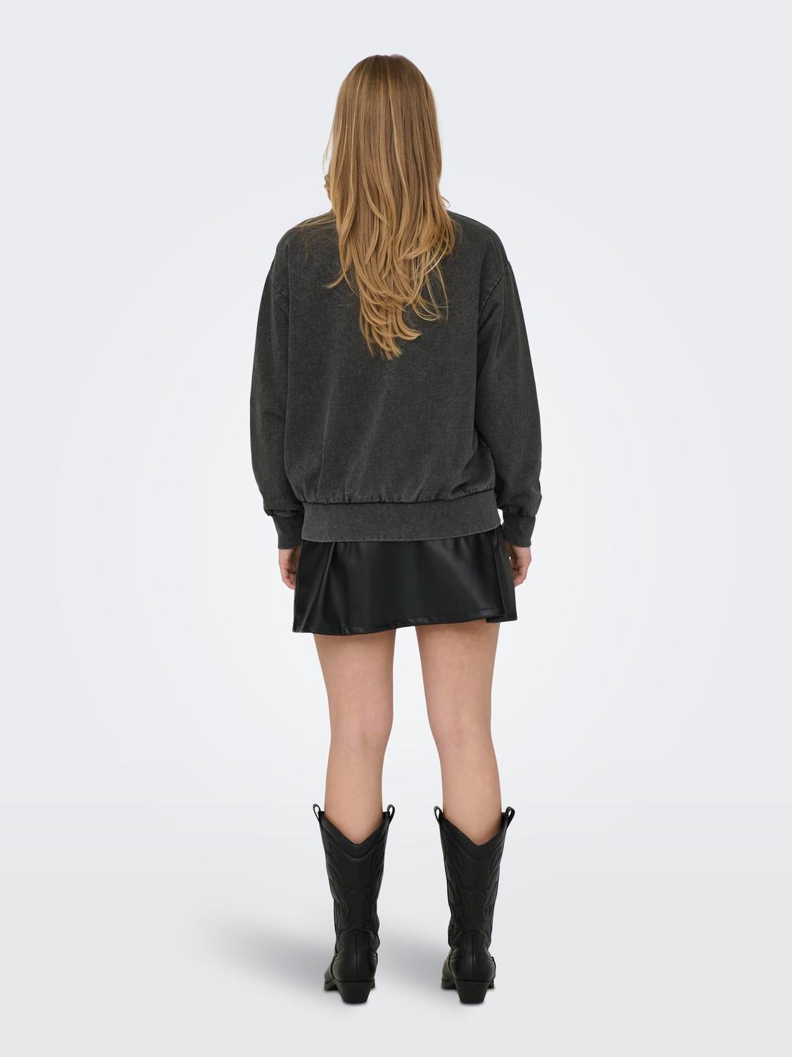 O-neck sweatshirt with print