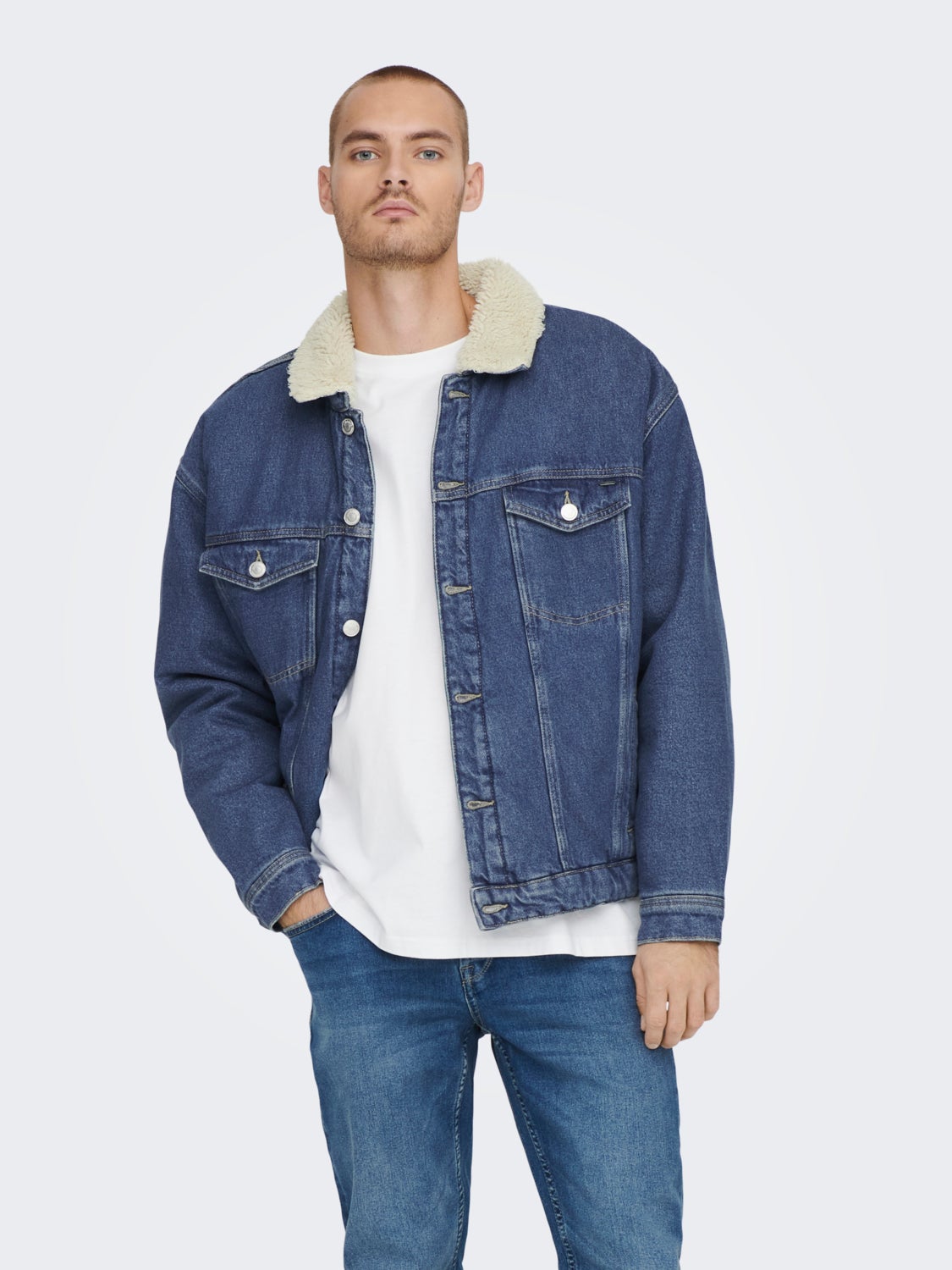 Denim jacket with teddy lining