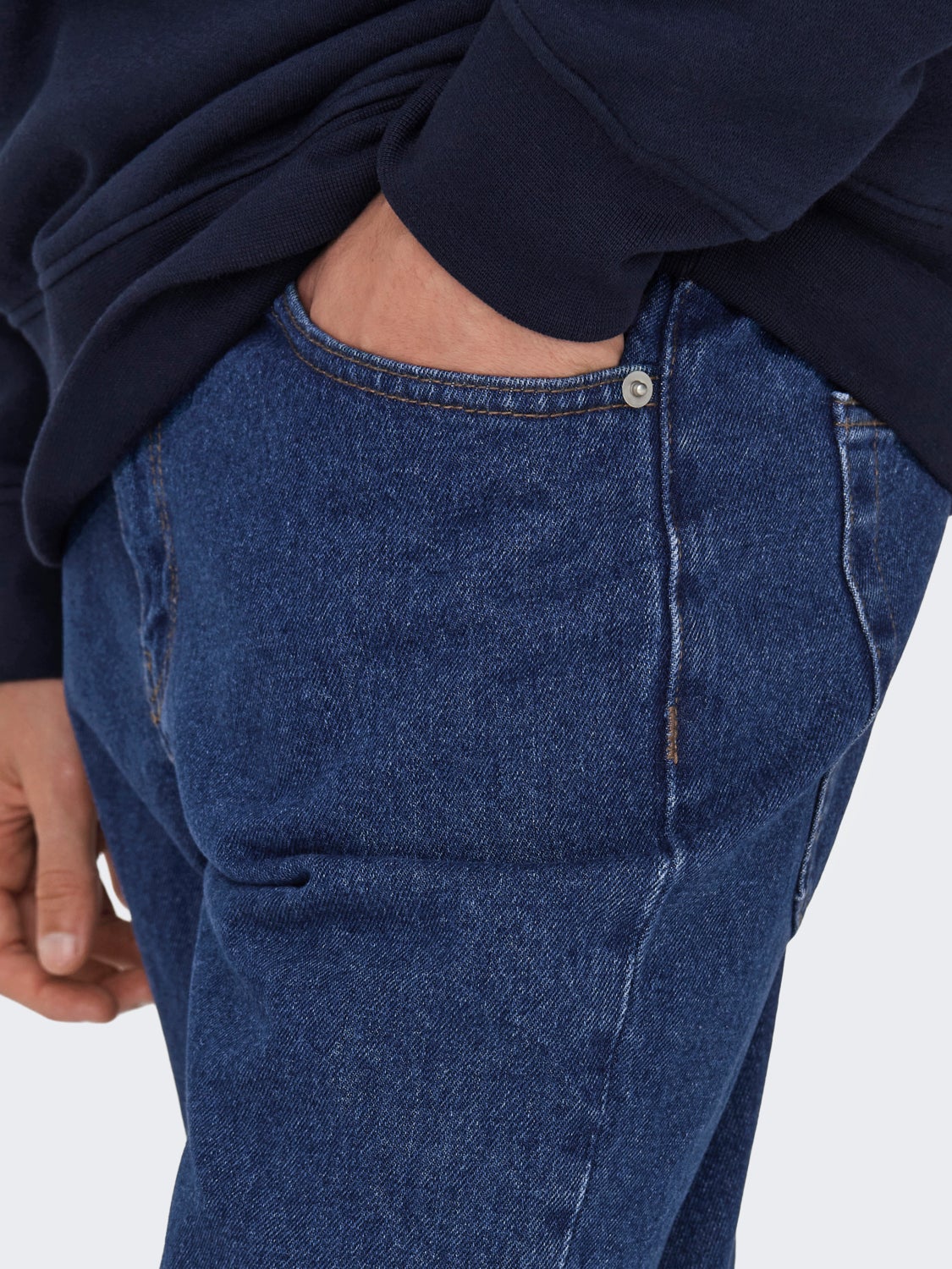 ONSEDGE ORG. STRAIGHT 7901 EY BOX JEANS