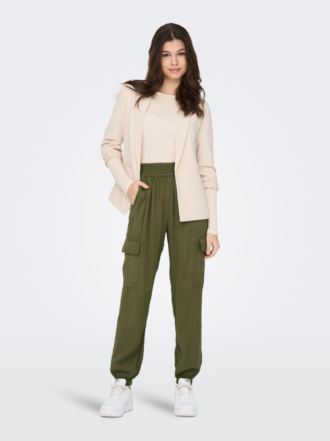 High waisted cargo Trousers