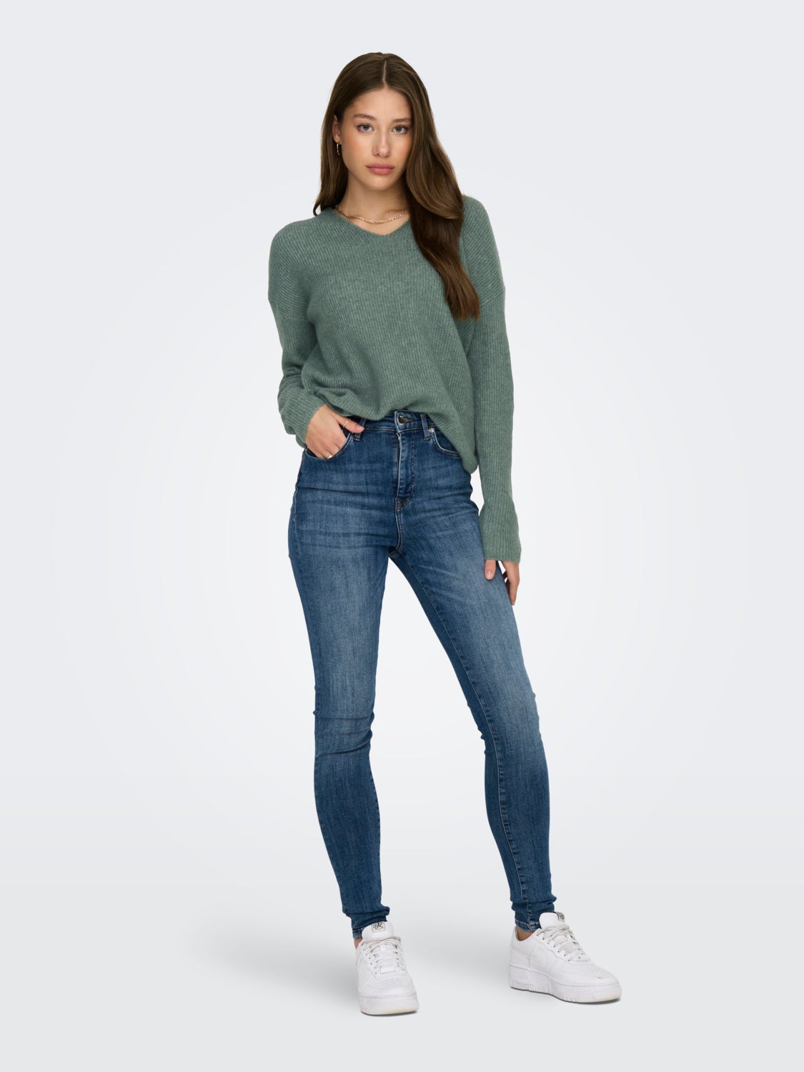 V-neck Knitted Pullover