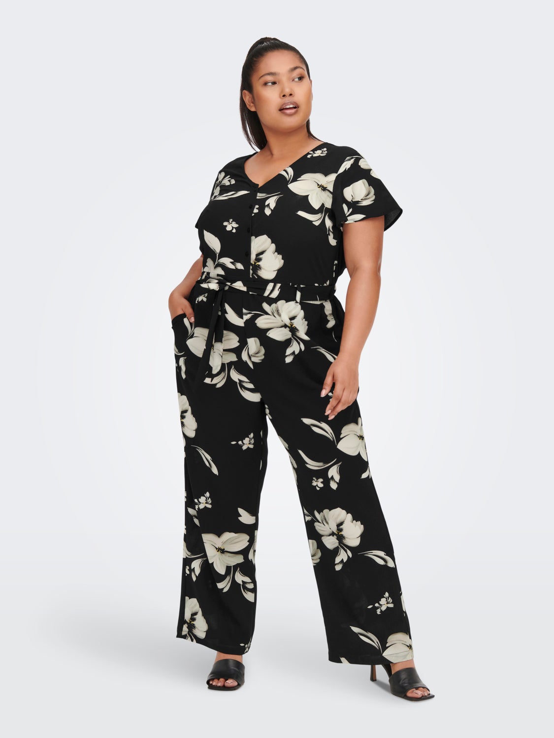 Curvy short sleeved Jumpsuit