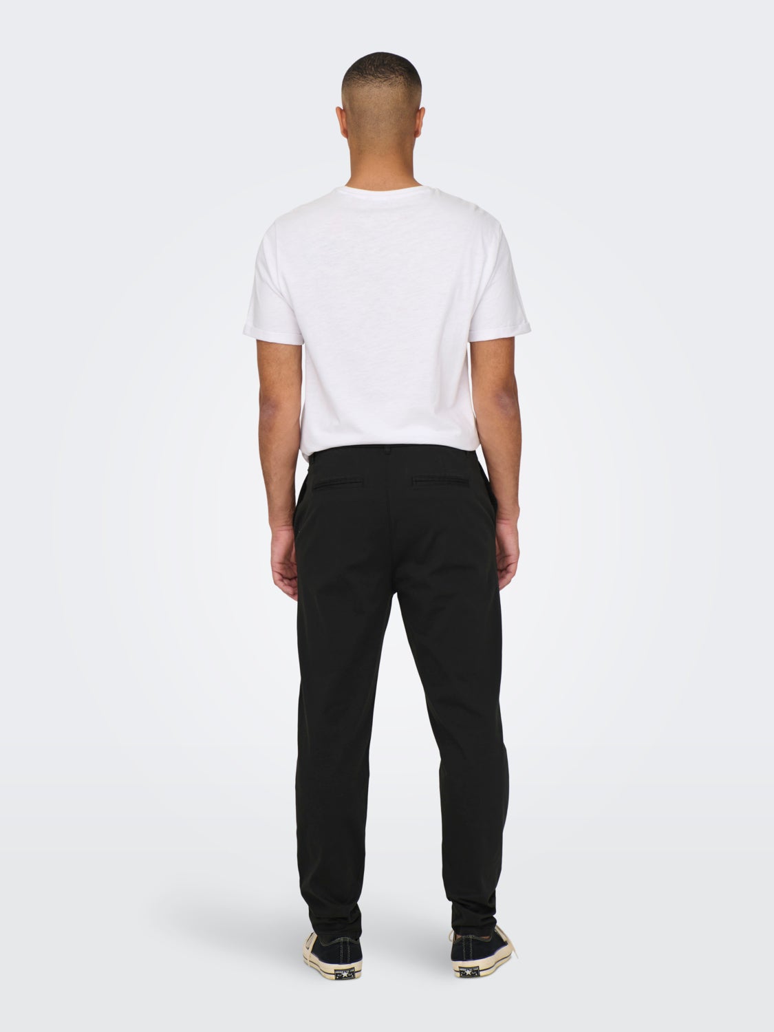 Tapered Fit Mid rise Trousers