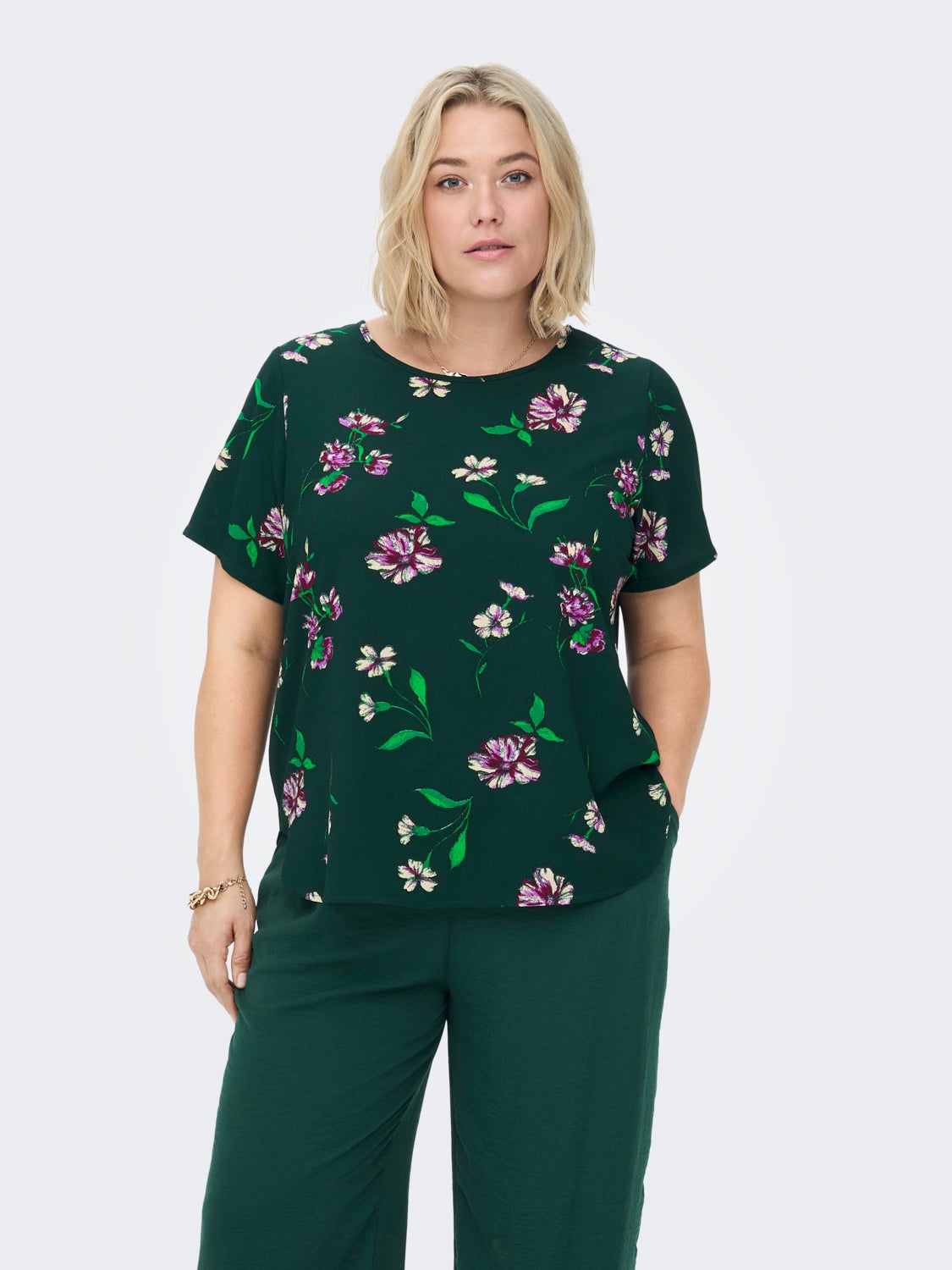 Curvy short sleeve Top